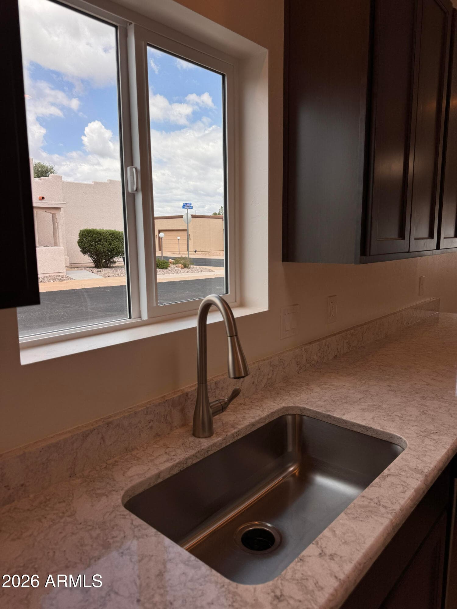 604 S Sky Ranch Road, Sierra Vista, AZ 85635 — photo 8 of 47