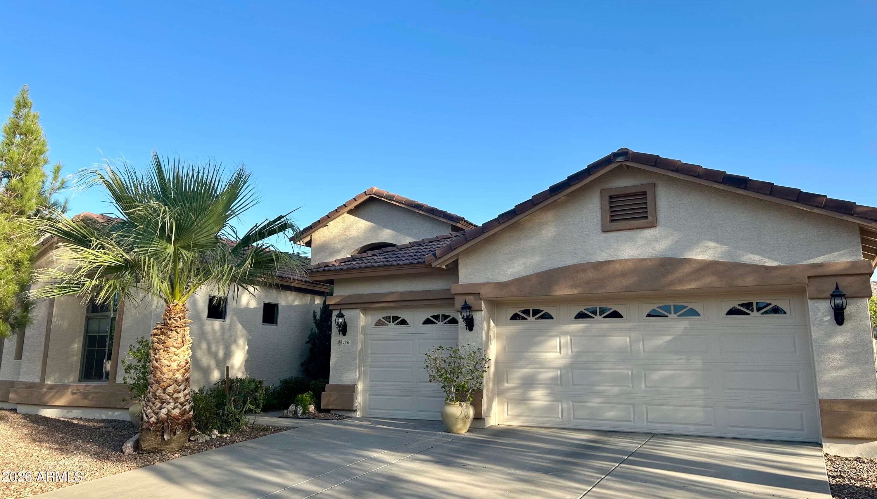 2621 W PIEDMONT Road, Phoenix, AZ 85041 — photo 1 of 8