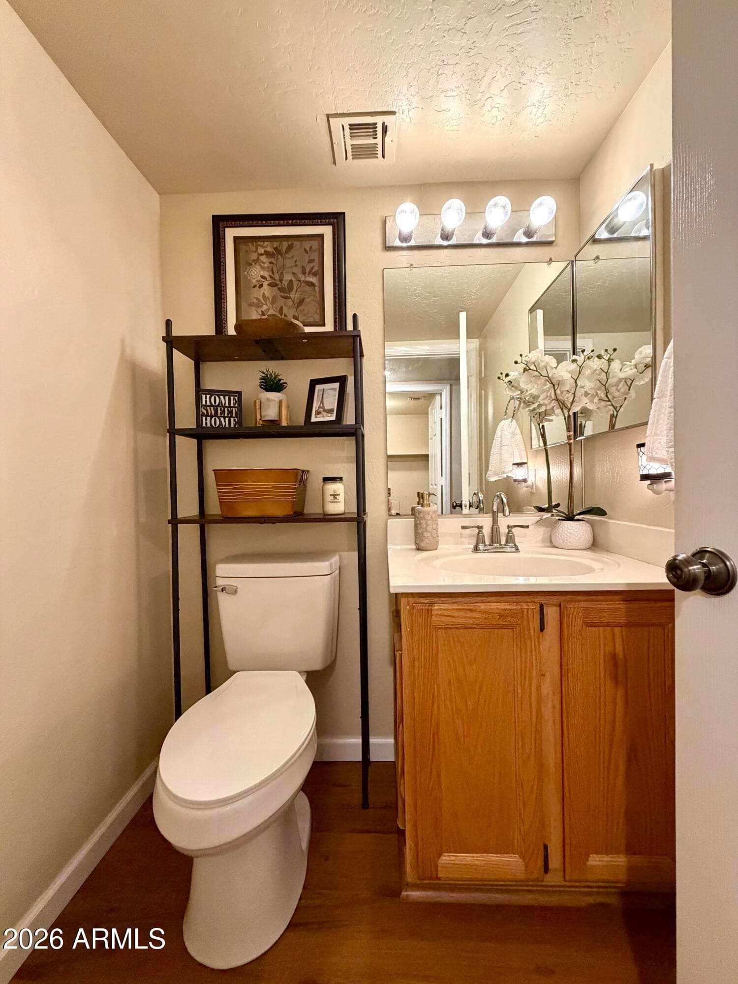 1111 S TIAGO Drive, Gilbert, AZ 85233 — photo 11 of 36