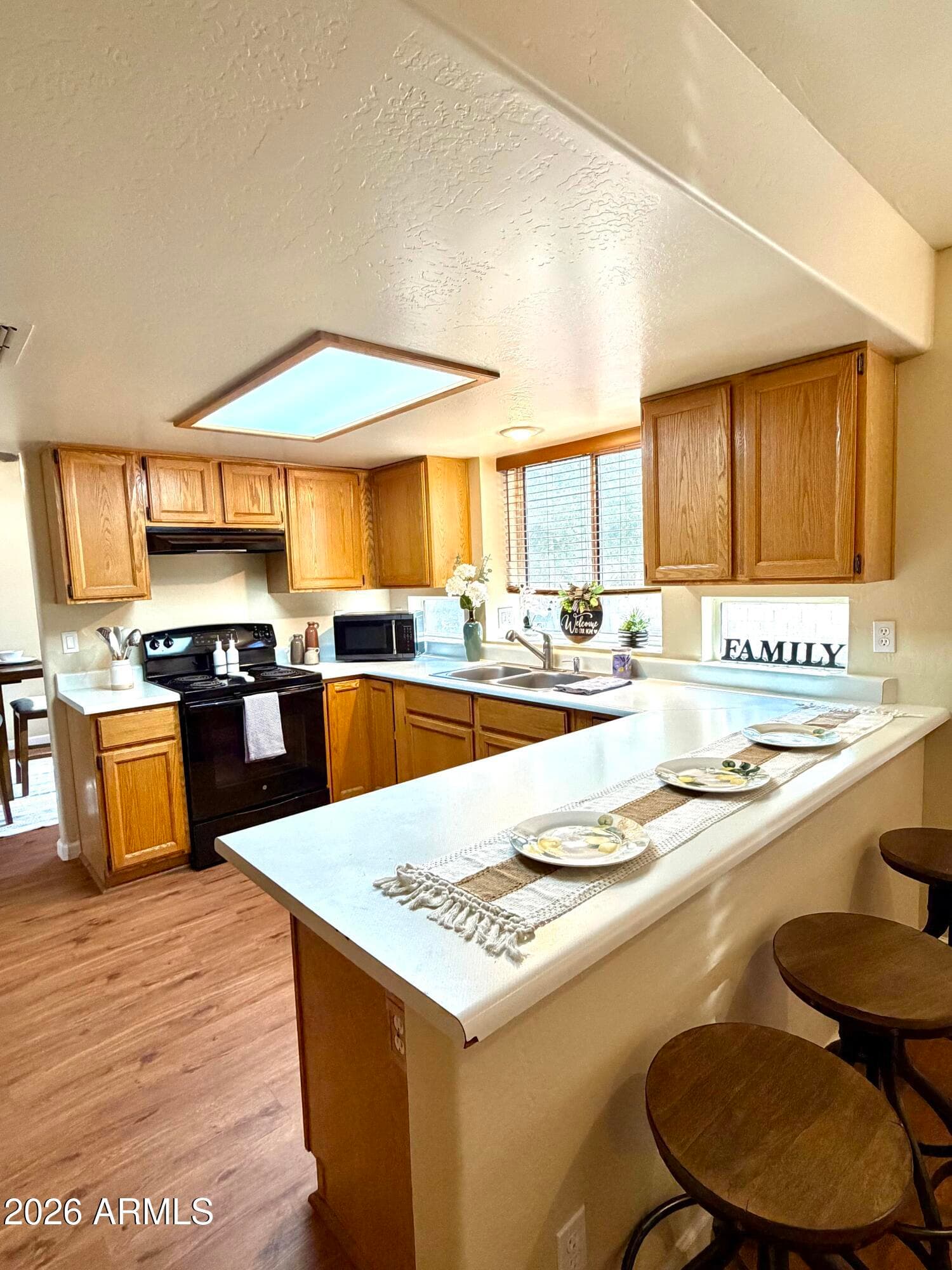 1111 S TIAGO Drive, Gilbert, AZ 85233 — photo 8 of 36