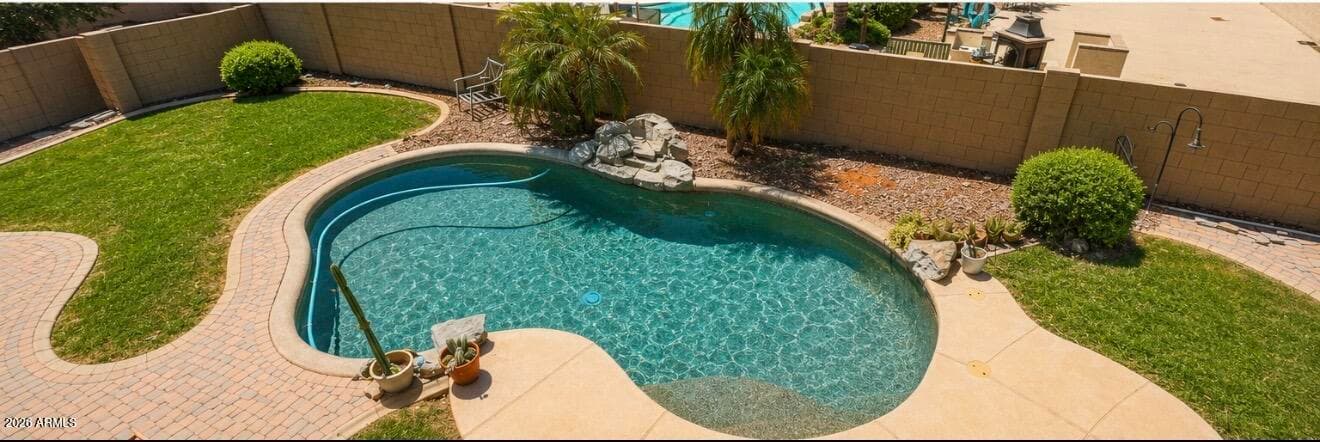 7594 N 88TH Avenue, Glendale, AZ 85305 — photo 6 of 8