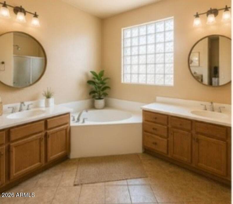 7594 N 88TH Avenue, Glendale, AZ 85305 — photo 4 of 8