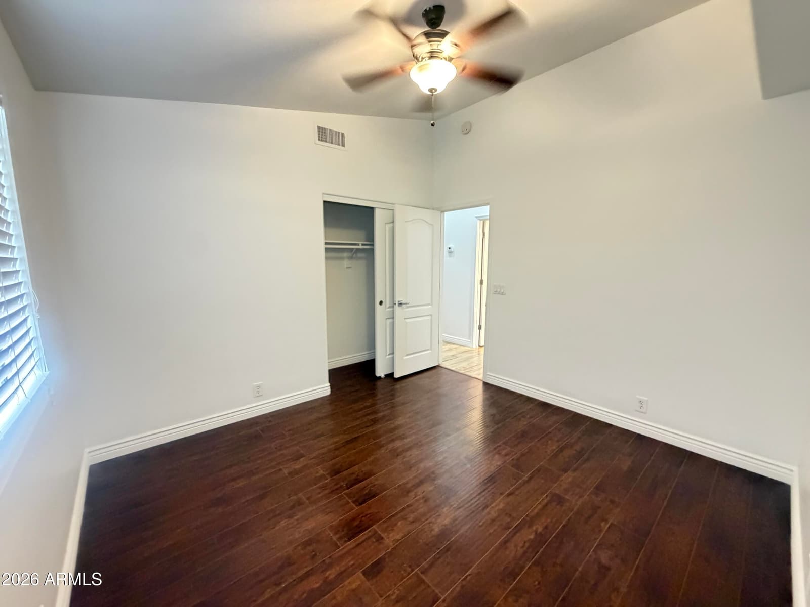 8926 W VALE Drive, Phoenix, AZ 85037 — photo 10 of 15