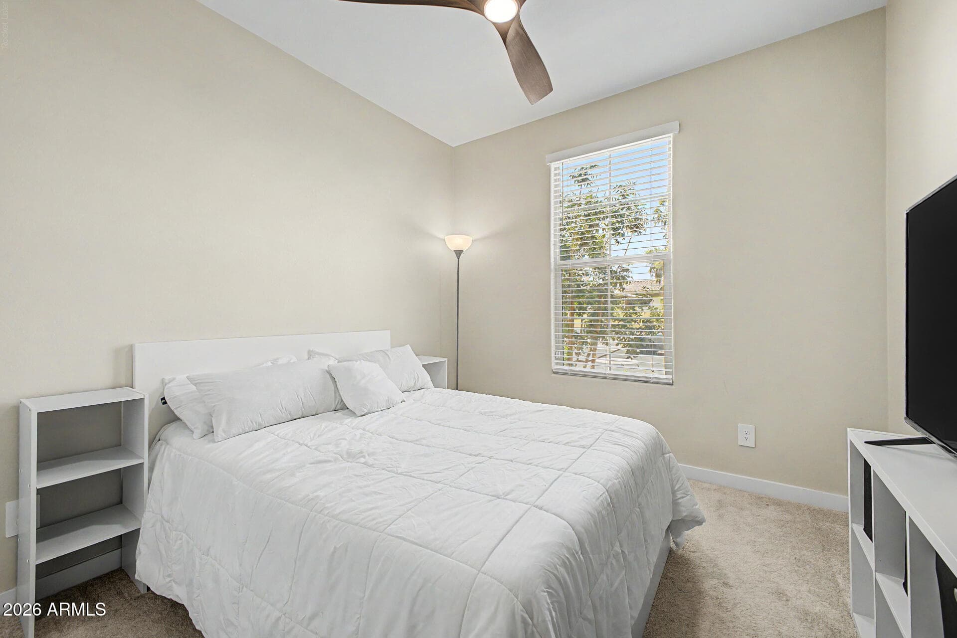 433 E SPIRIT Trail, Phoenix, AZ 85042 — photo 25 of 33