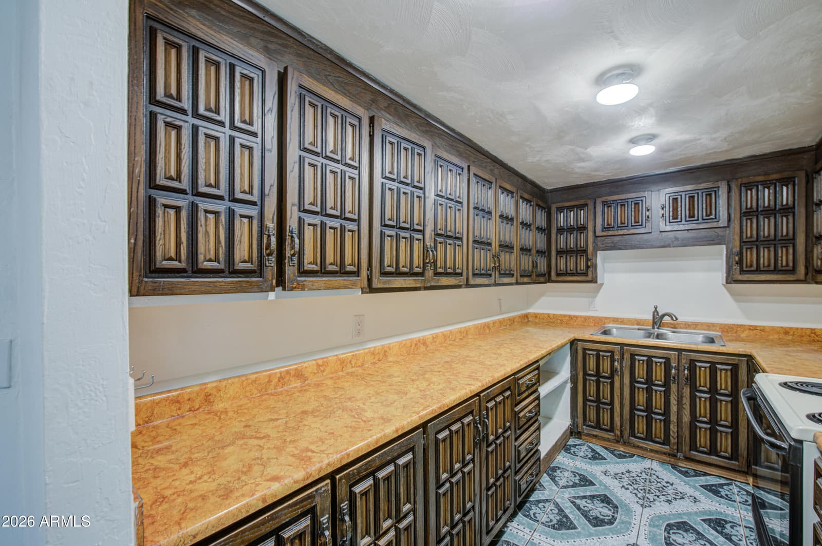 3204 W MONTE VISTA Road, Phoenix, AZ 85009 — photo 16 of 42