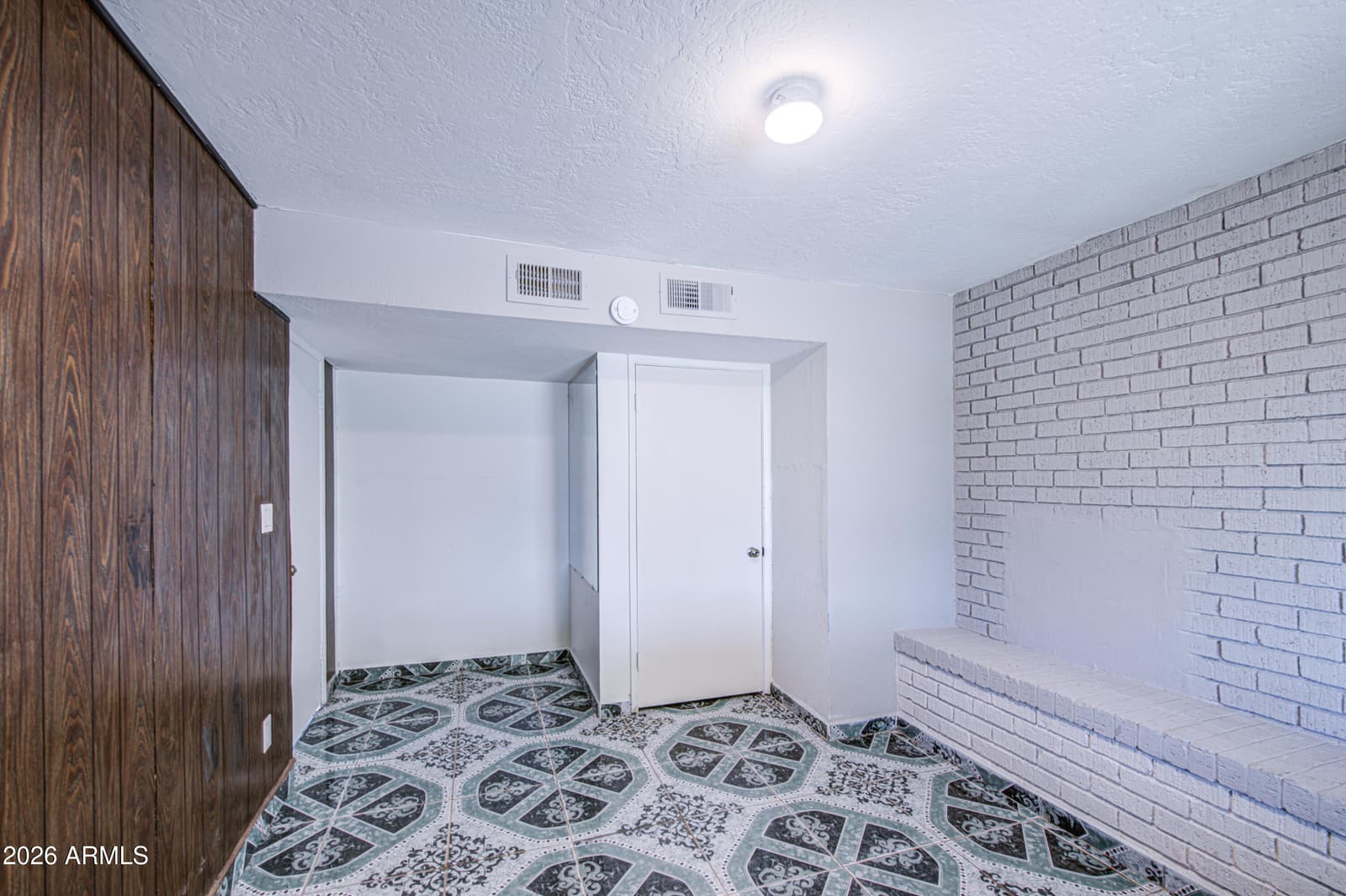 3204 W MONTE VISTA Road, Phoenix, AZ 85009 — photo 19 of 42