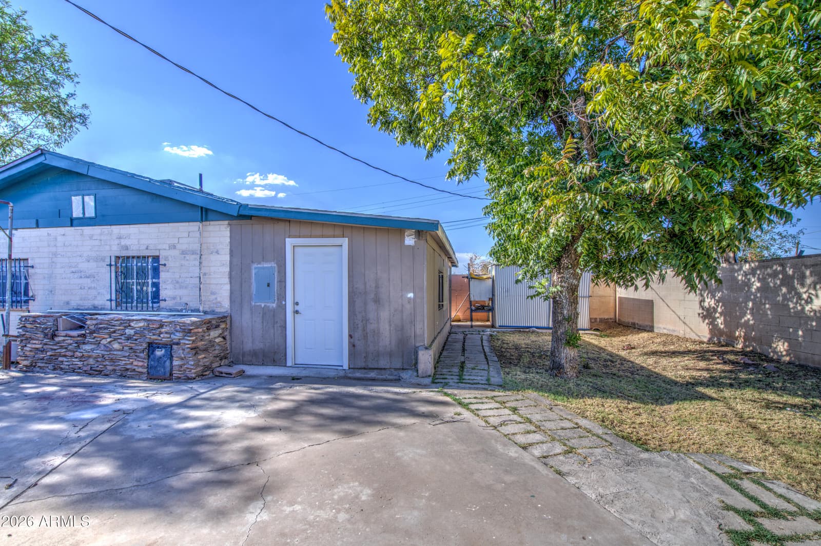 3204 W MONTE VISTA Road, Phoenix, AZ 85009 — photo 38 of 42
