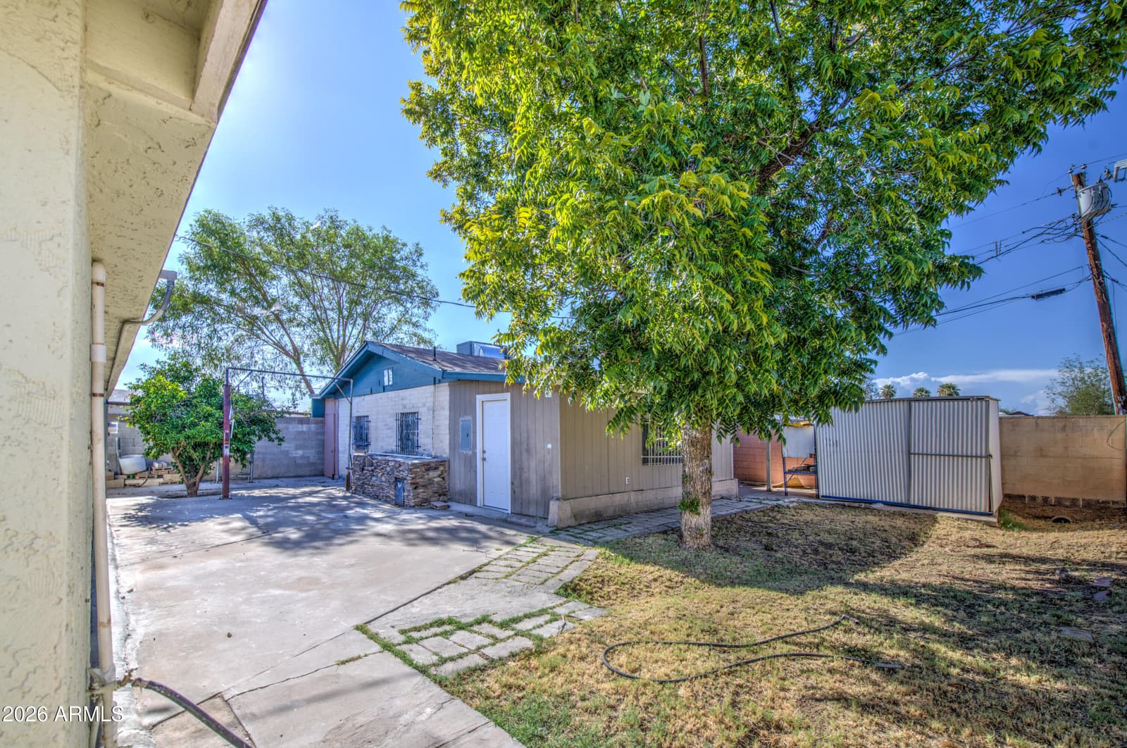 3204 W MONTE VISTA Road, Phoenix, AZ 85009 — photo 39 of 42