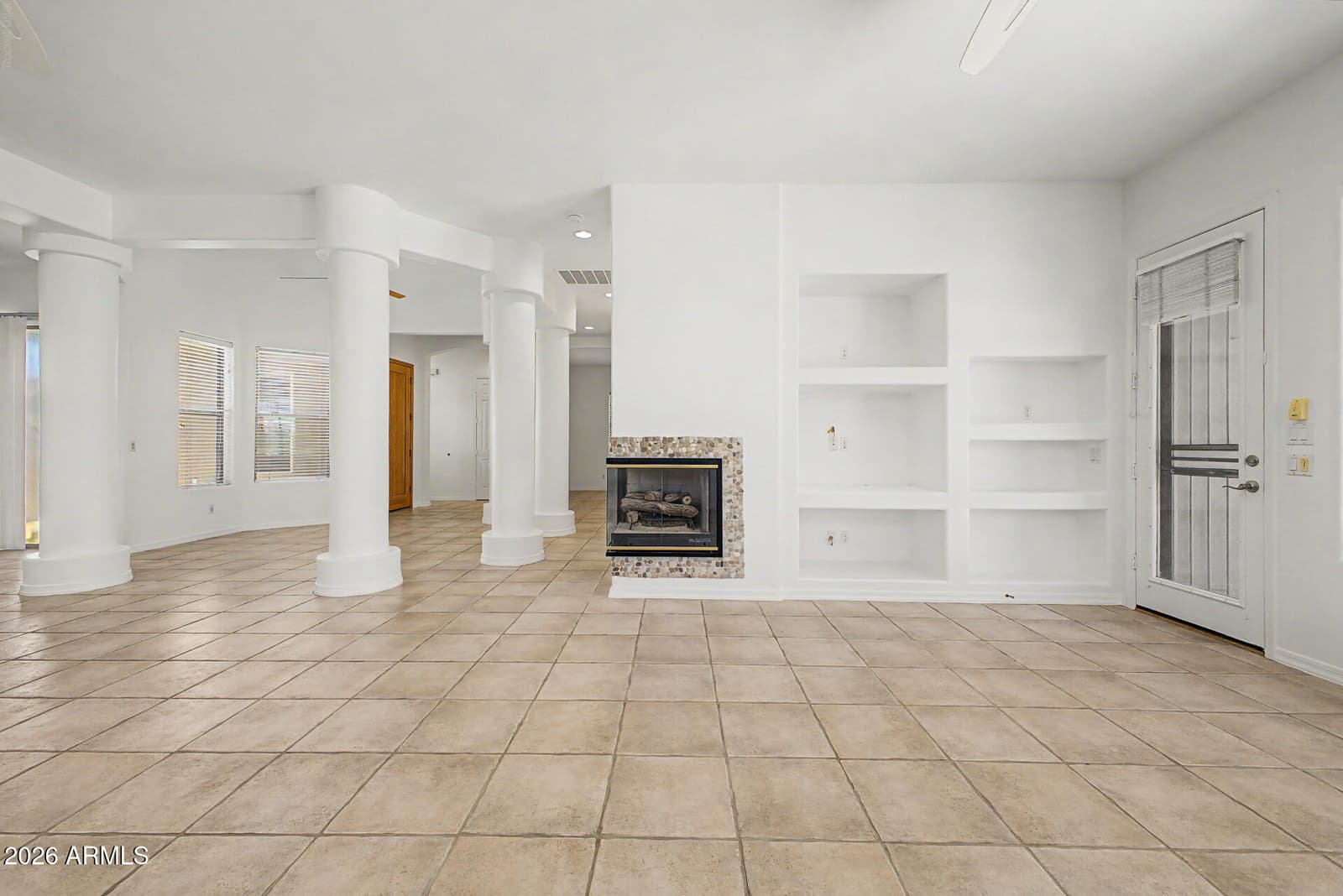 7377 E RUSSET SKY Drive, Scottsdale, AZ 85266 — photo 10 of 45