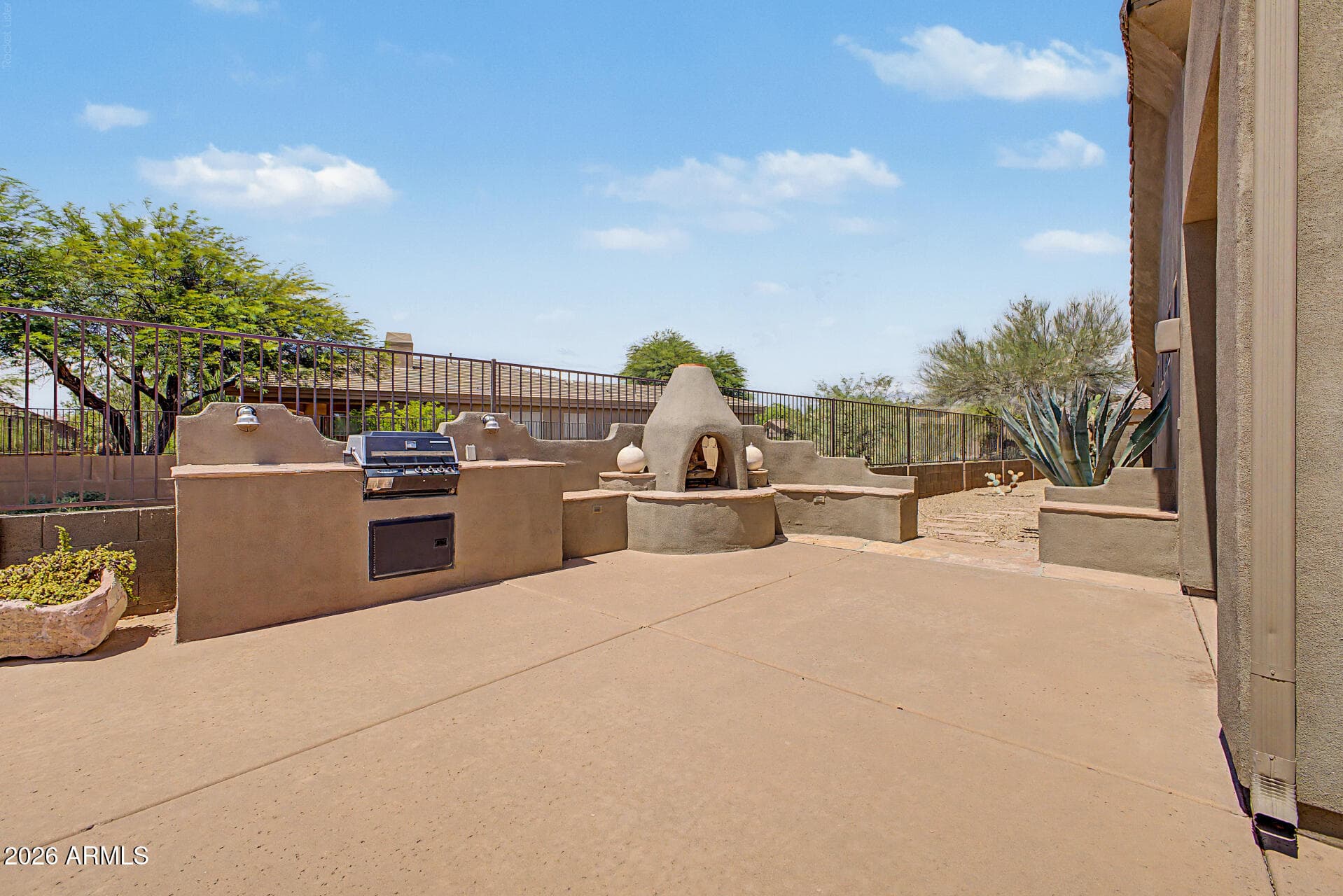 7377 E RUSSET SKY Drive, Scottsdale, AZ 85266 — photo 33 of 45