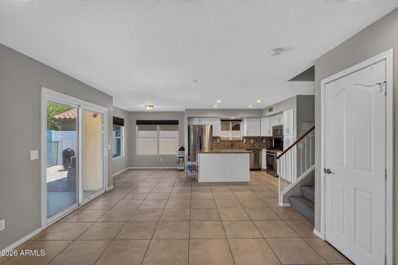 12602 W CAMBRIDGE Avenue, Avondale, AZ 85392 — photo 12 of 70