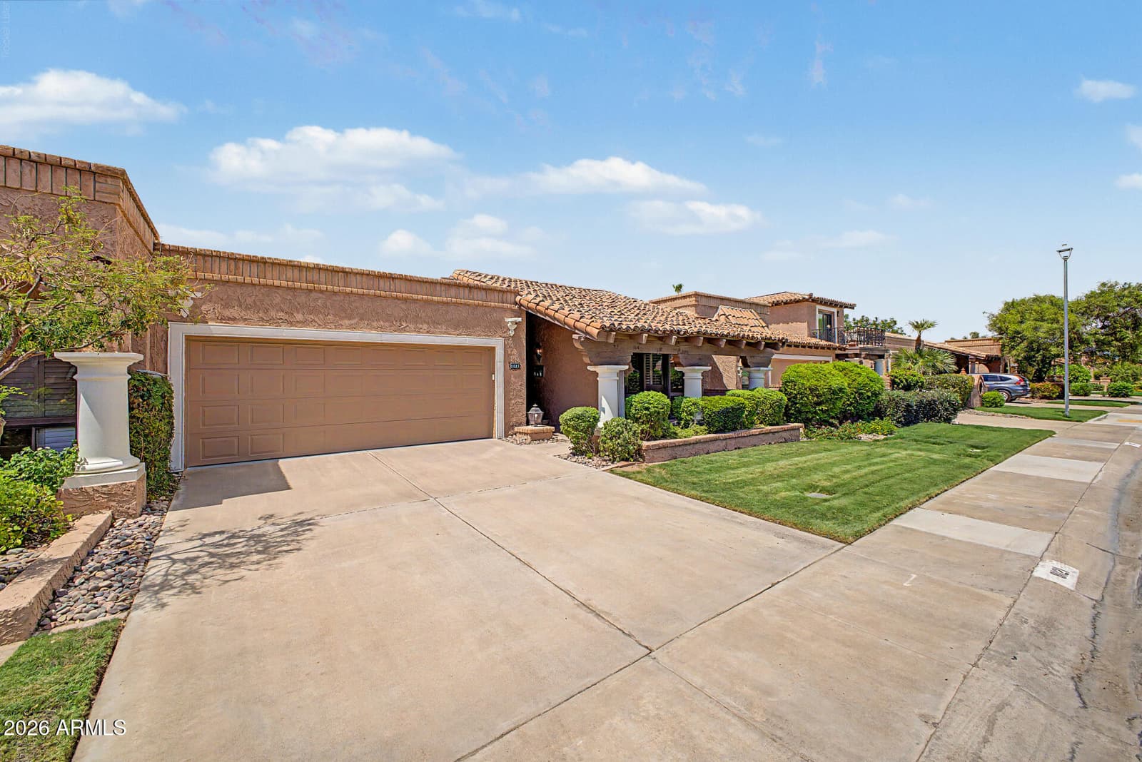 8121 E VIA DE VIVA, Scottsdale, AZ 85258 — photo 2 of 57