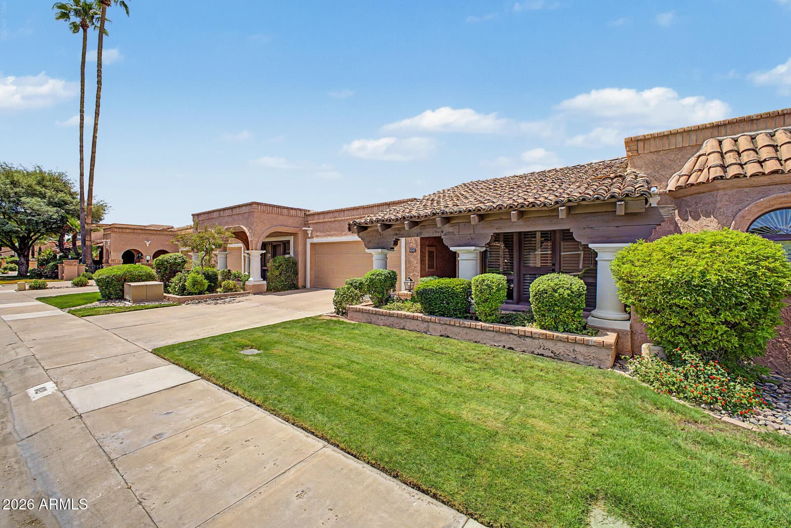 8121 E VIA DE VIVA, Scottsdale, AZ 85258 — photo 3 of 57