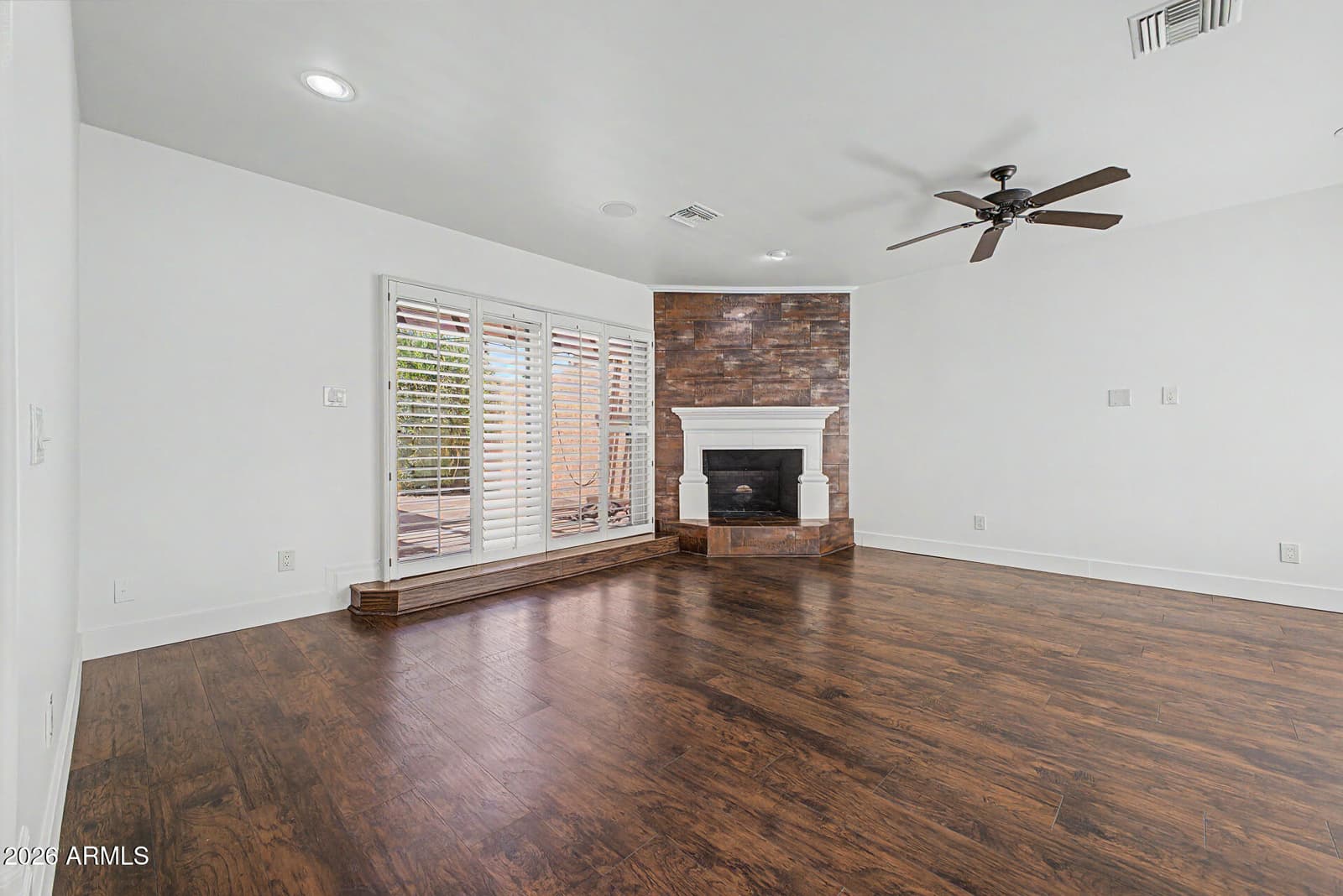 8121 E VIA DE VIVA, Scottsdale, AZ 85258 — photo 14 of 57