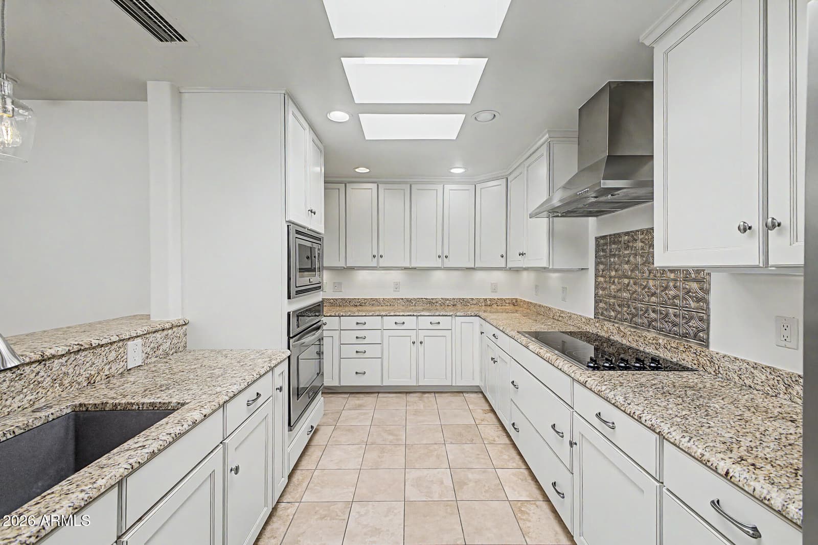 8121 E VIA DE VIVA, Scottsdale, AZ 85258 — photo 24 of 57