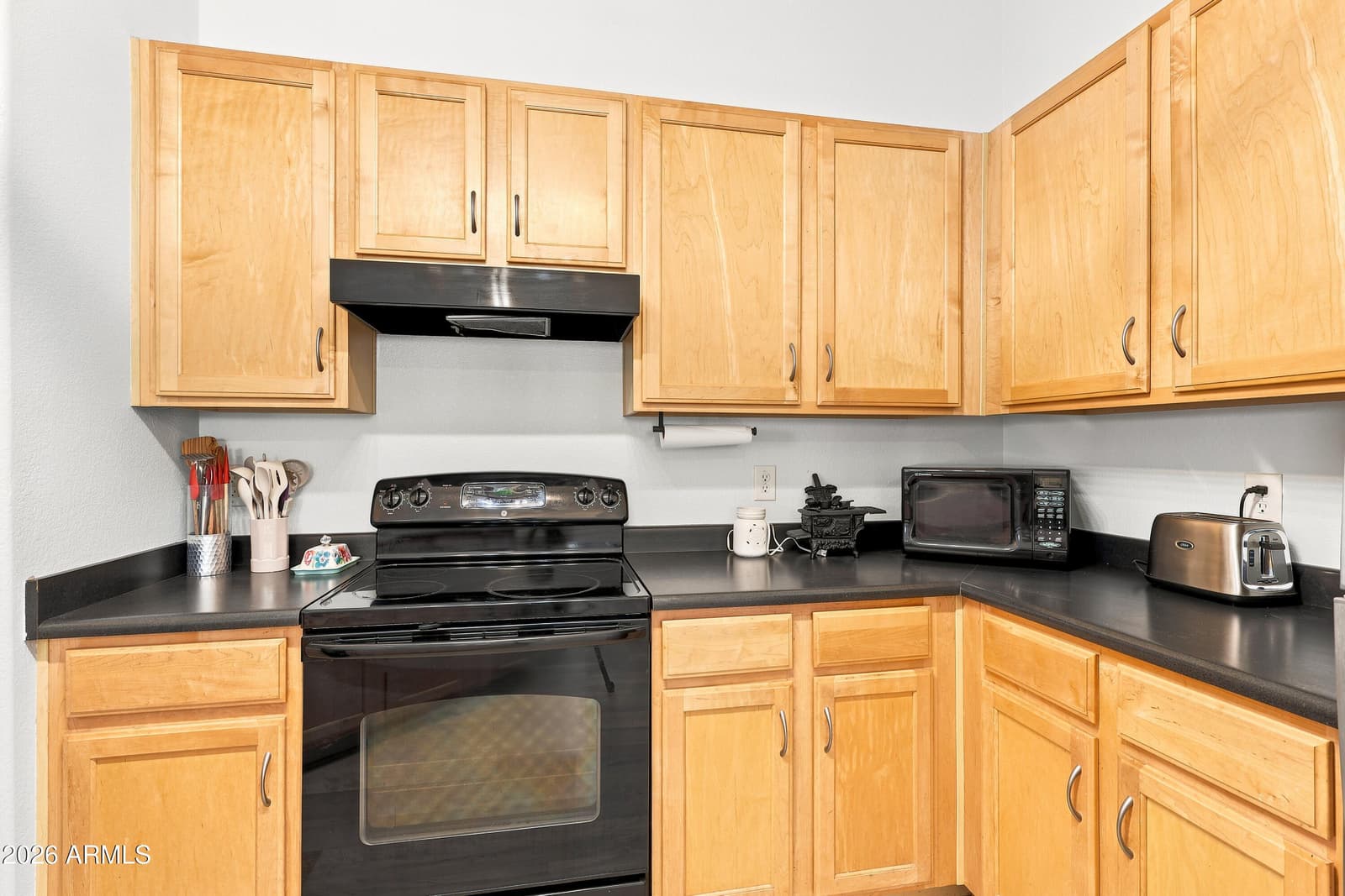 4738 E MEADOW LARK Way, San Tan Valley, AZ 85140 — photo 10 of 23