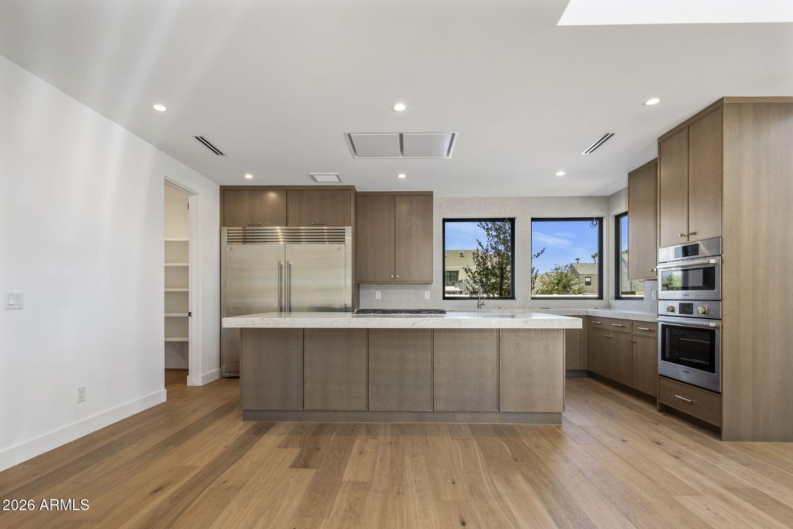 5929 N 14TH Street, Phoenix, AZ 85014 — photo 3 of 47