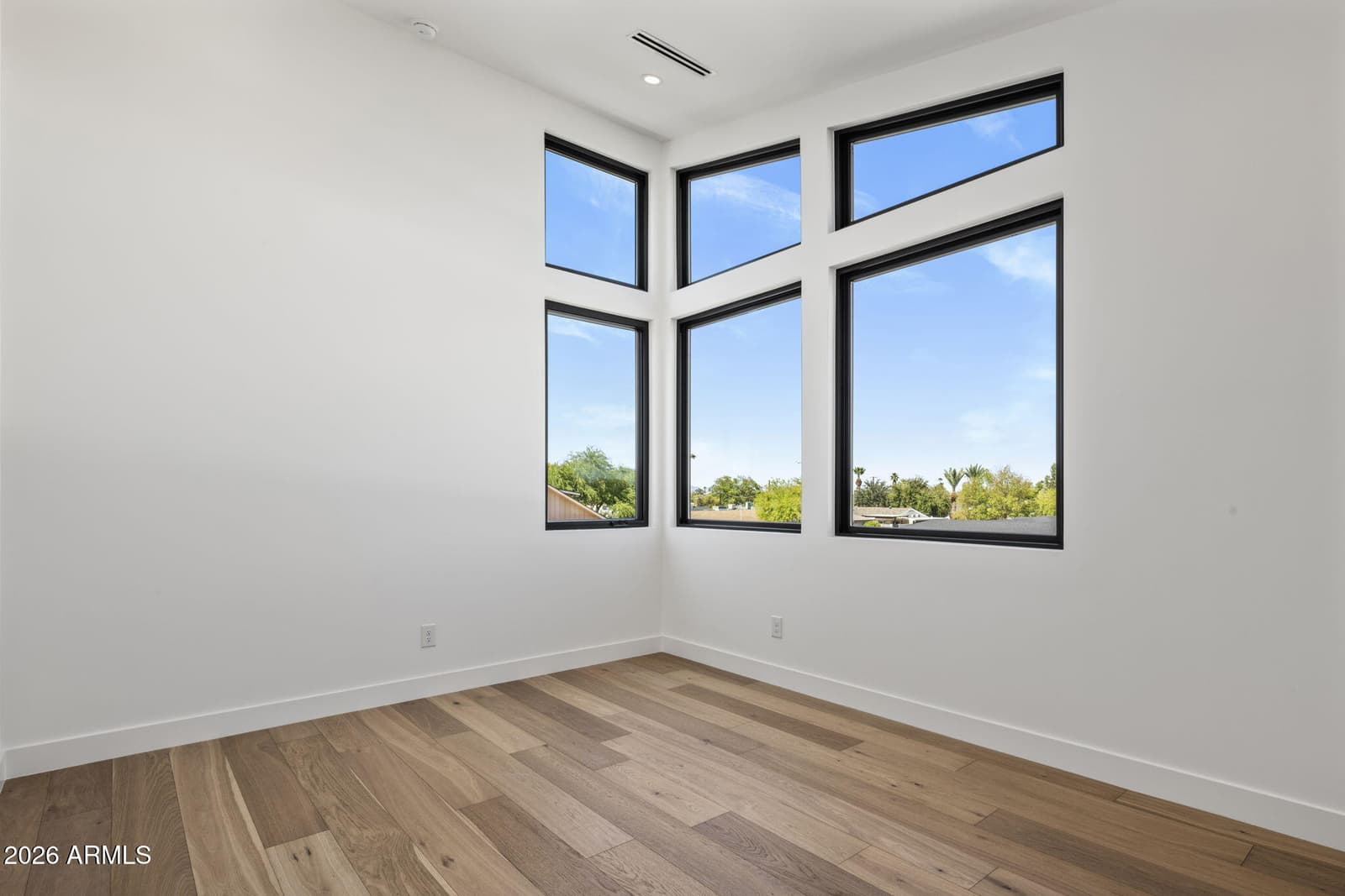5929 N 14TH Street, Phoenix, AZ 85014 — photo 34 of 47