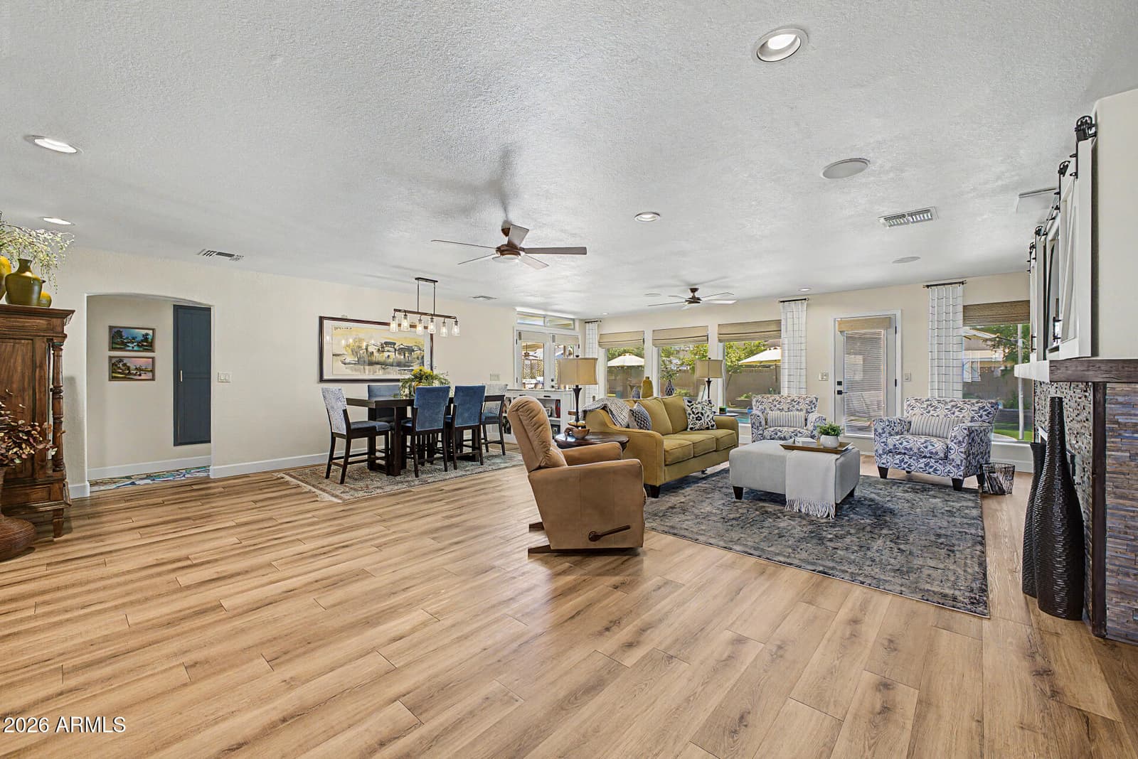 1711 E GRANDVIEW Street, Mesa, AZ 85203 — photo 9 of 65