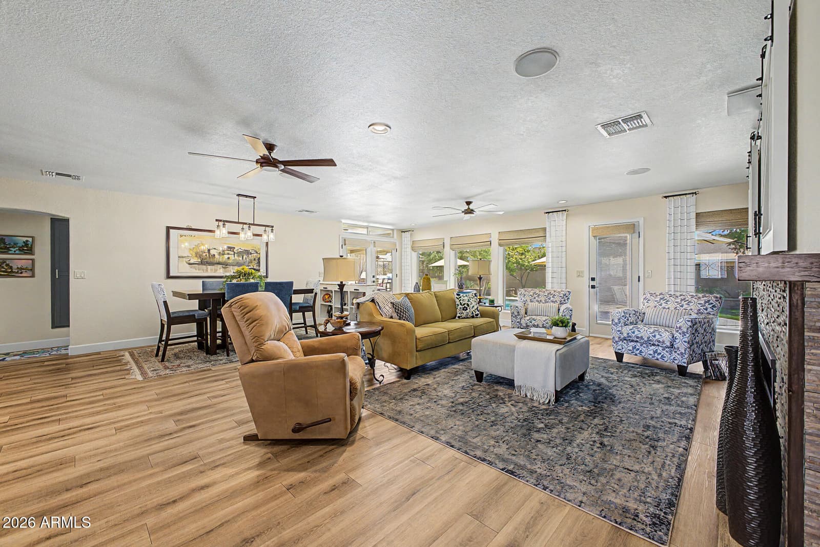 1711 E GRANDVIEW Street, Mesa, AZ 85203 — photo 12 of 65