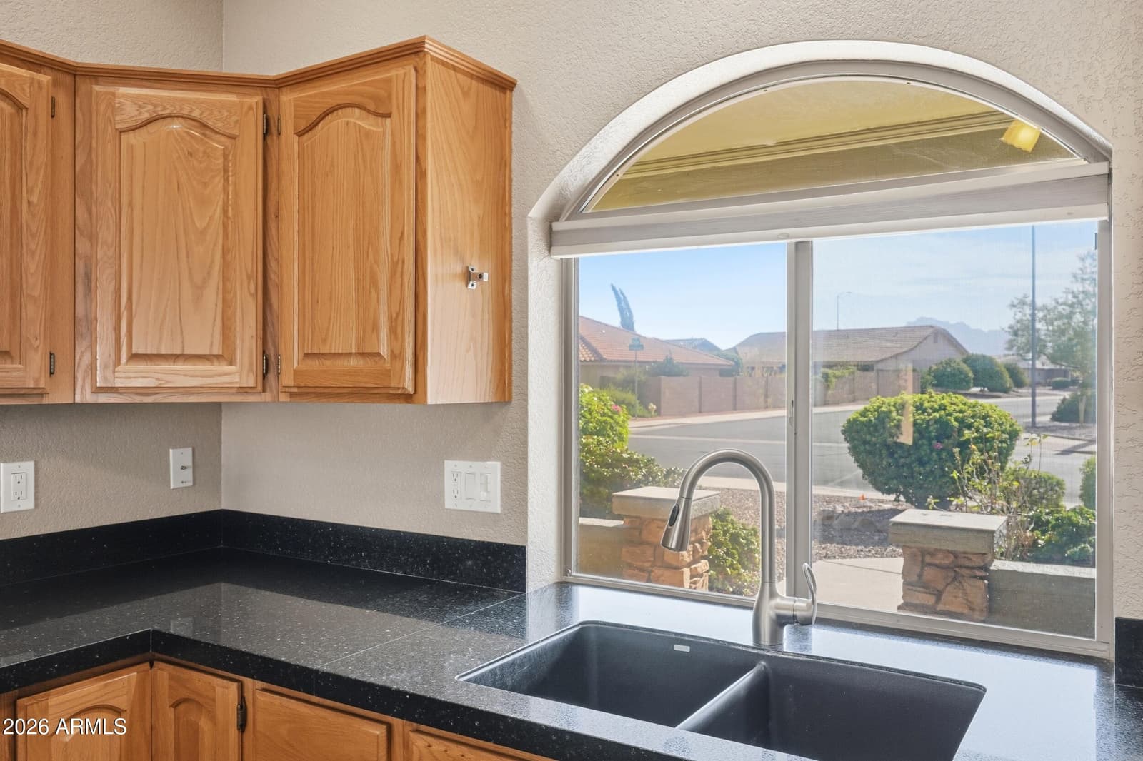 2164 S OLIVEWOOD, Mesa, AZ 85209 — photo 14 of 68