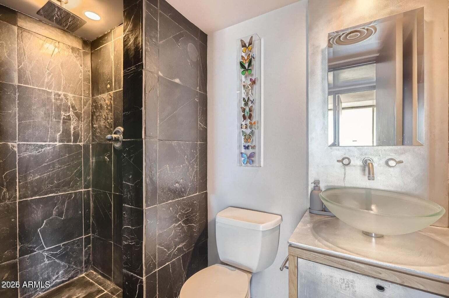 207 W CLARENDON Avenue G18, Phoenix, AZ 85013 — photo 10 of 26