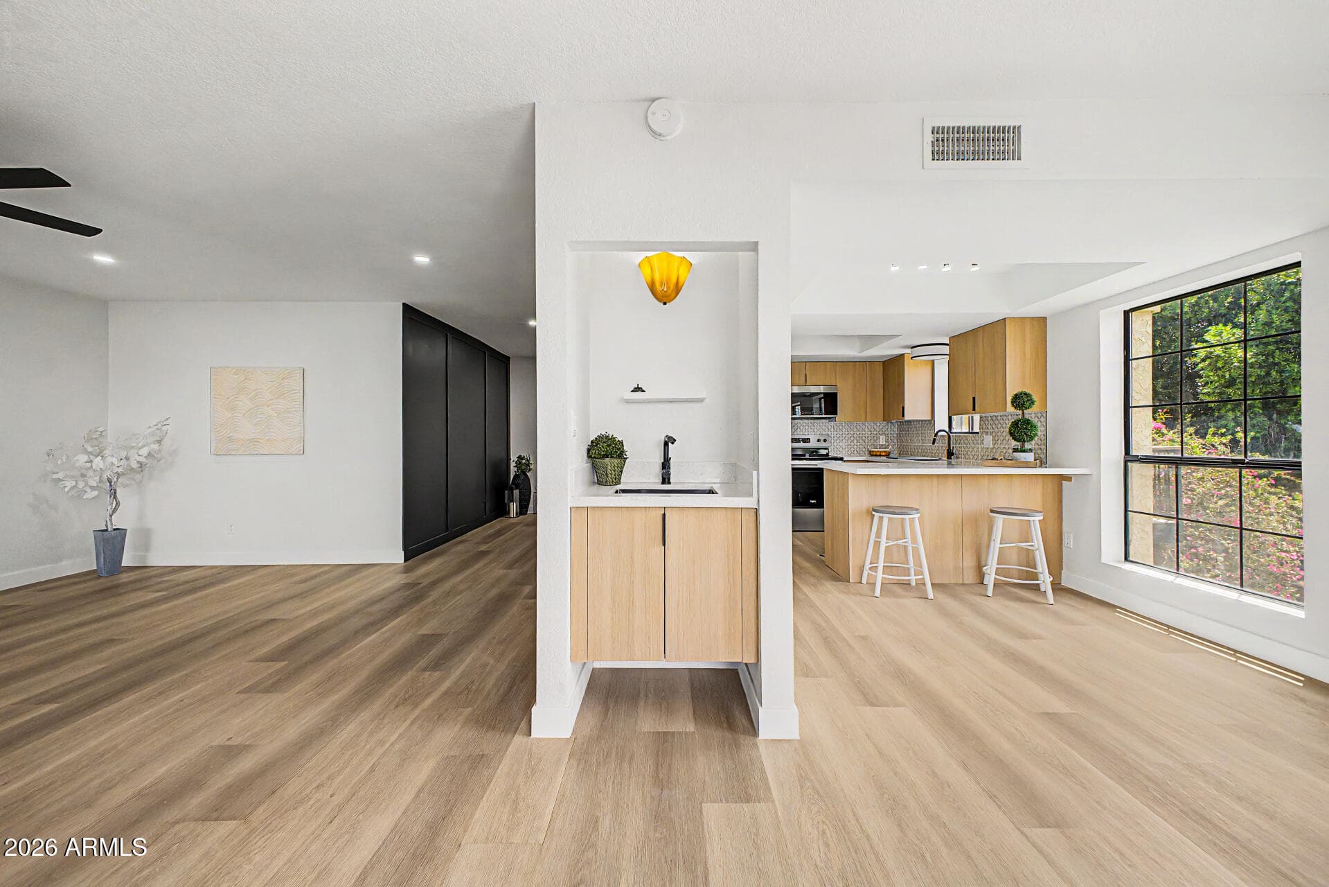 8202 N 21ST Drive B201, Phoenix, AZ 85021 — photo 10 of 40