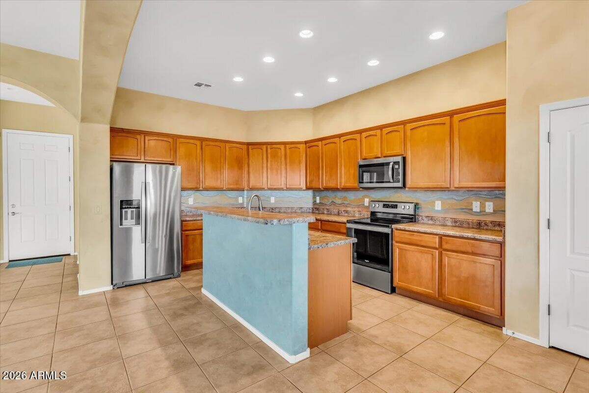 5957 S MEADOW HILLS Loop, Green Valley, AZ 85622 — photo 27 of 93