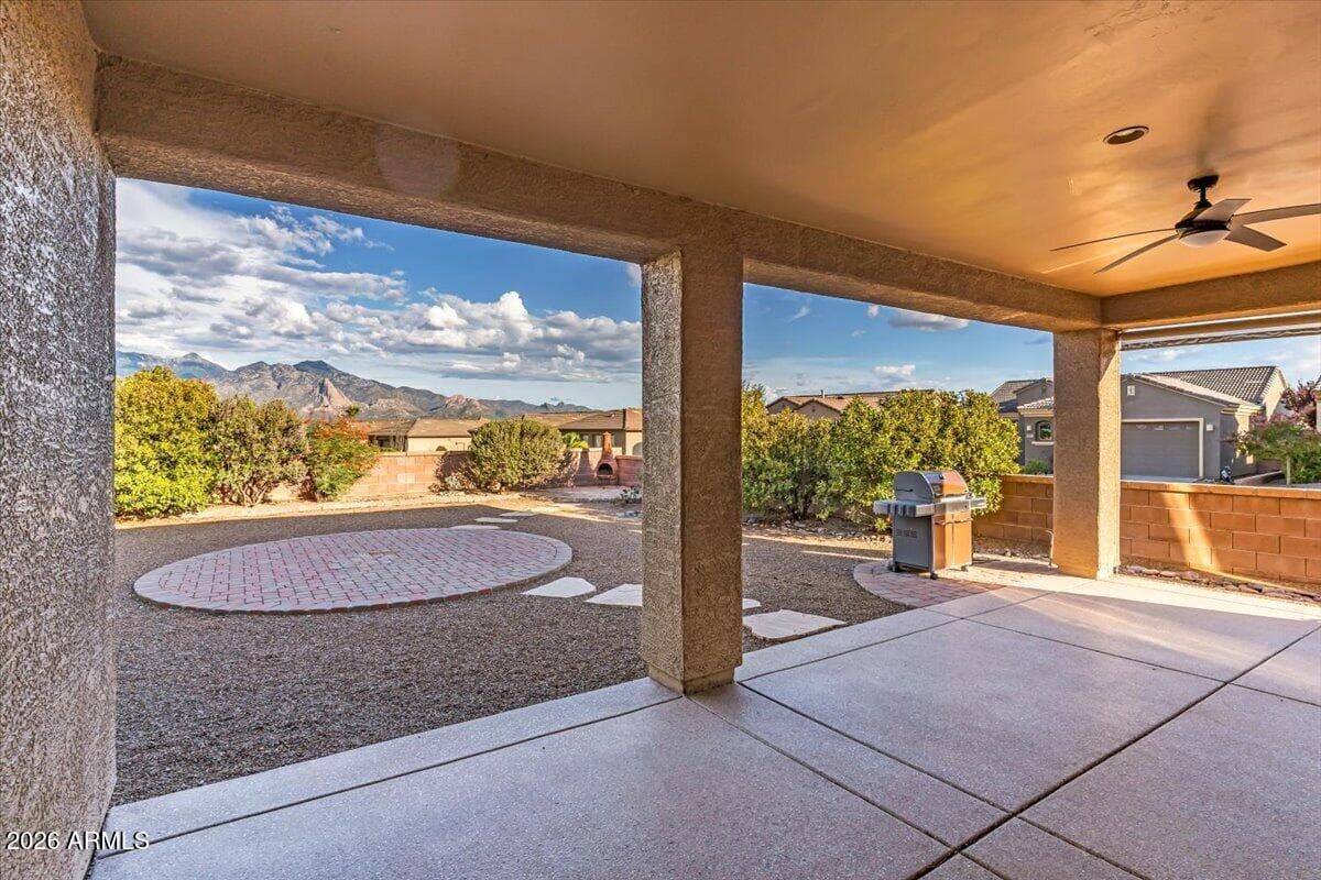5957 S MEADOW HILLS Loop, Green Valley, AZ 85622 — photo 8 of 93