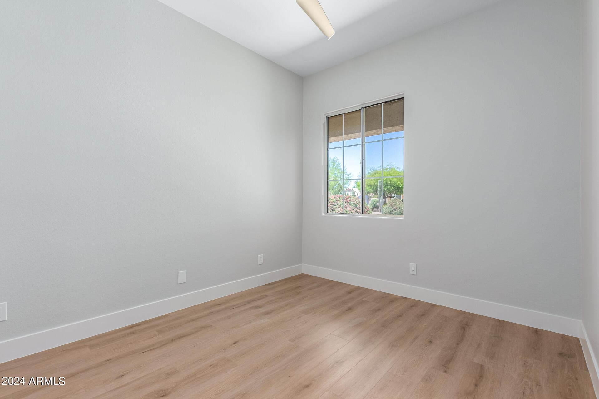 13711 W TARA Lane, Surprise, AZ 85374 — photo 12 of 22
