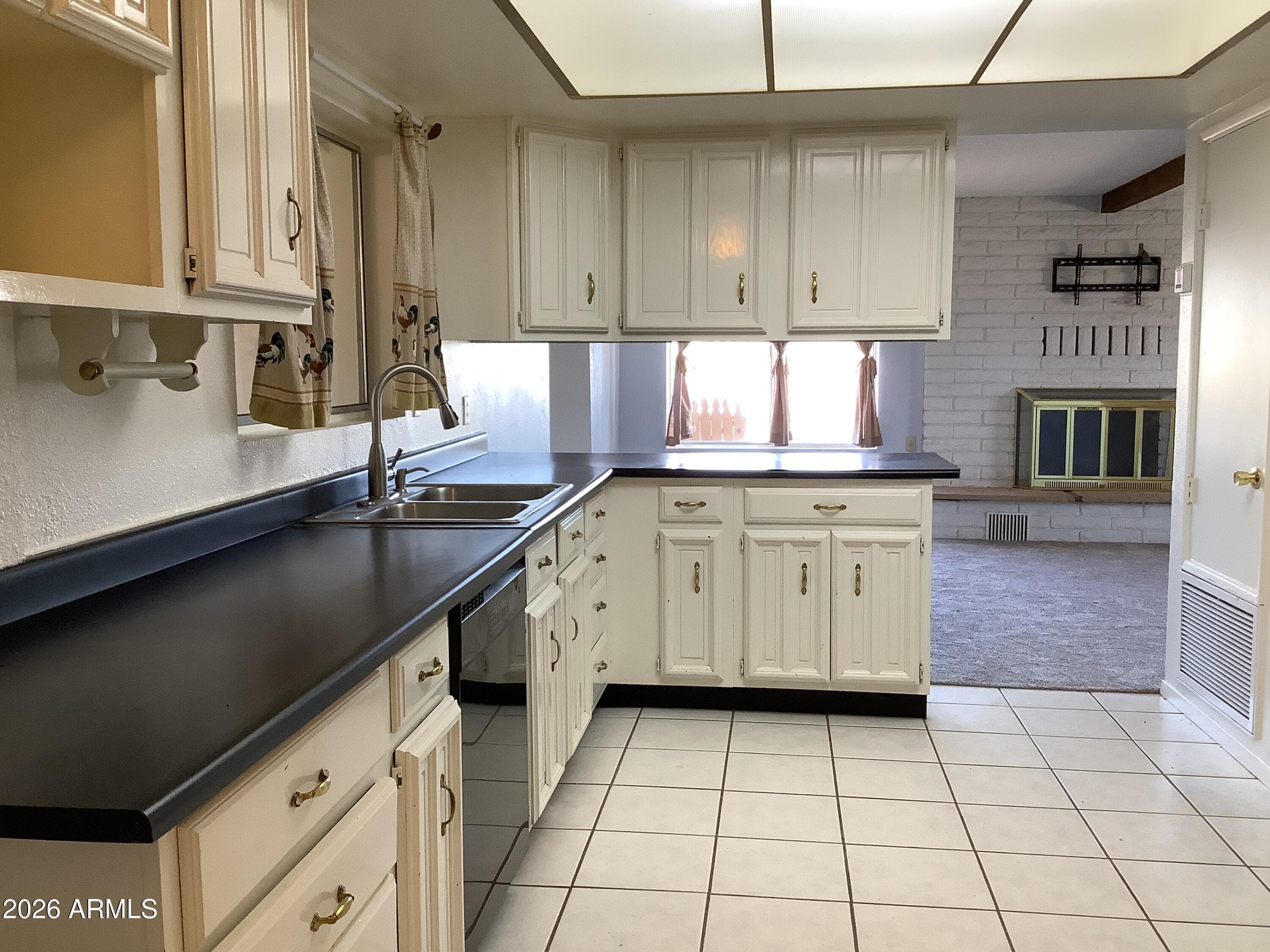 455 CAMPBELL Street, Duncan, AZ 85534 — photo 9 of 48