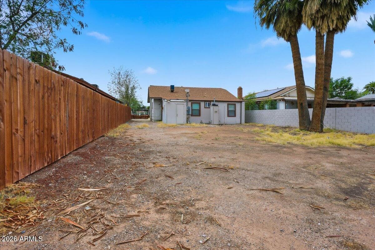 1514 E FILLMORE Street, Phoenix, AZ 85006 — photo 28 of 31