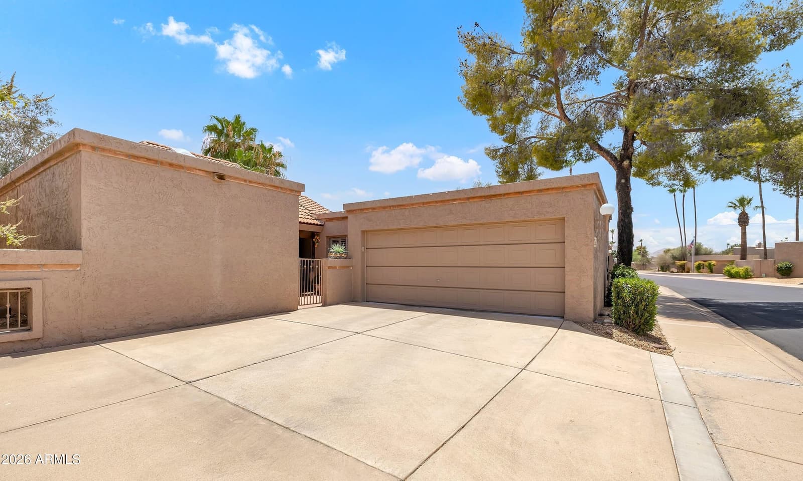 12611 N 41st Place, Phoenix, AZ 85032 — photo 4 of 45