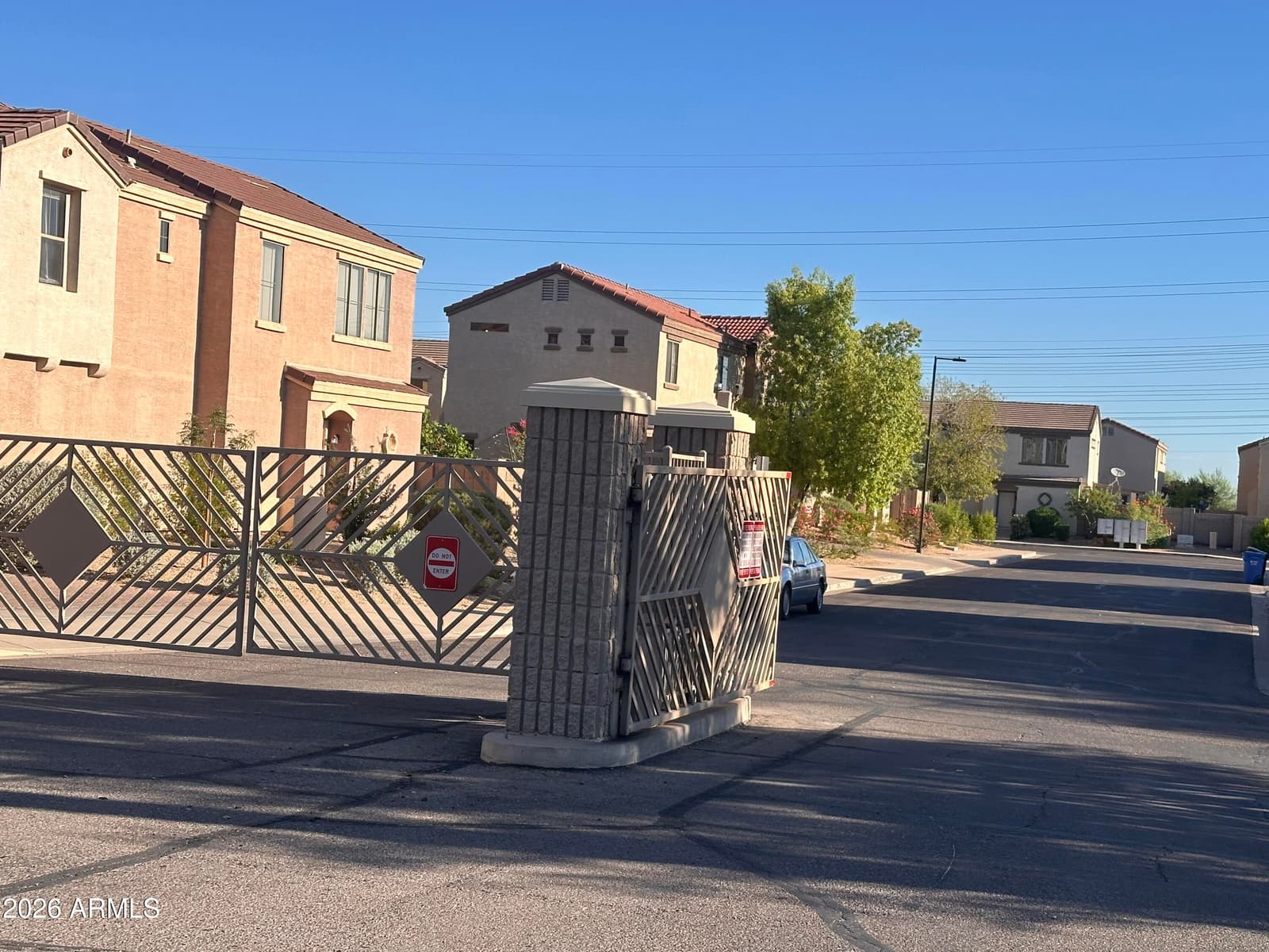 7505 S 13TH Place, Phoenix, AZ 85042 — photo 6 of 47