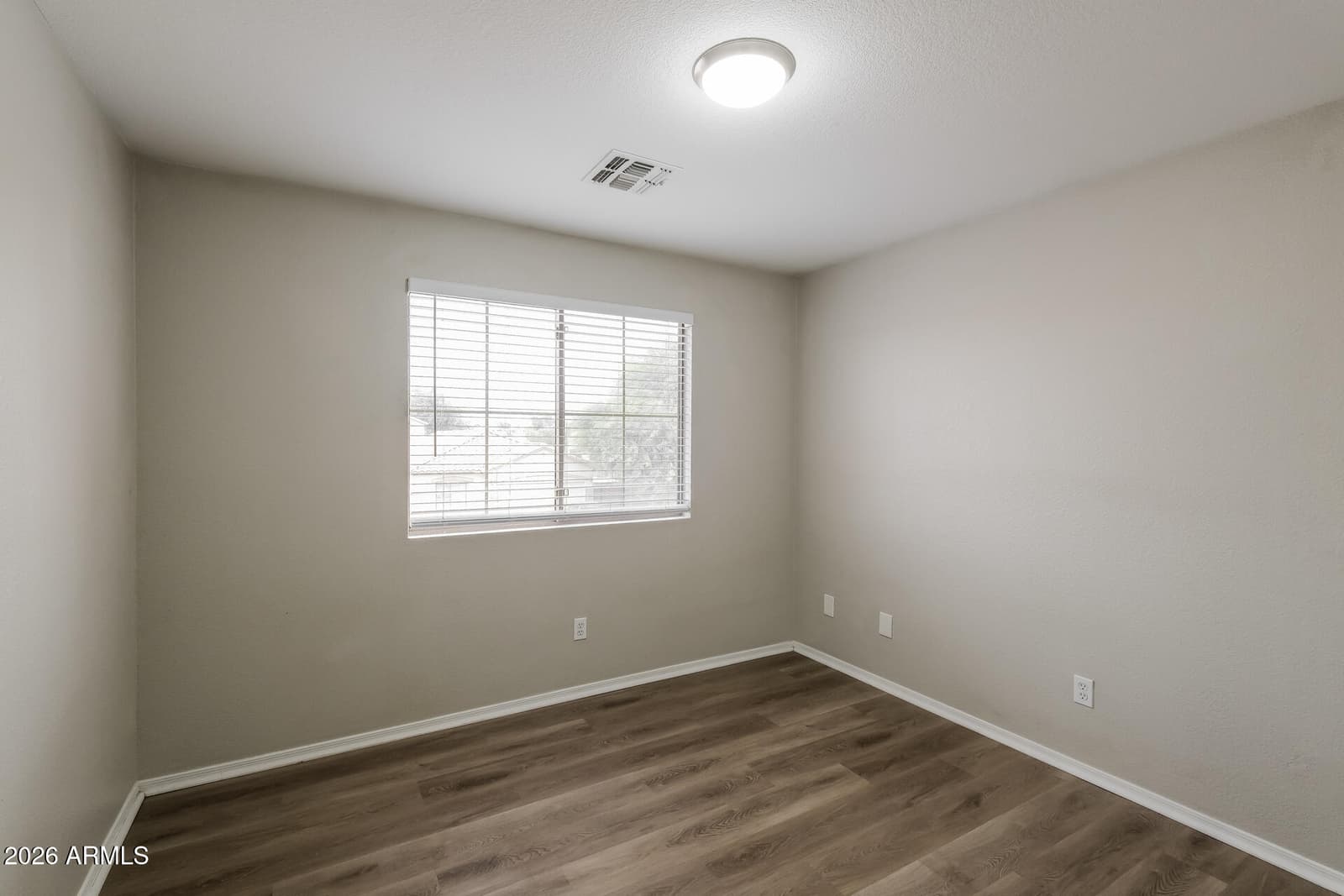 6419 W WHYMAN Avenue, Phoenix, AZ 85043 — photo 11 of 22