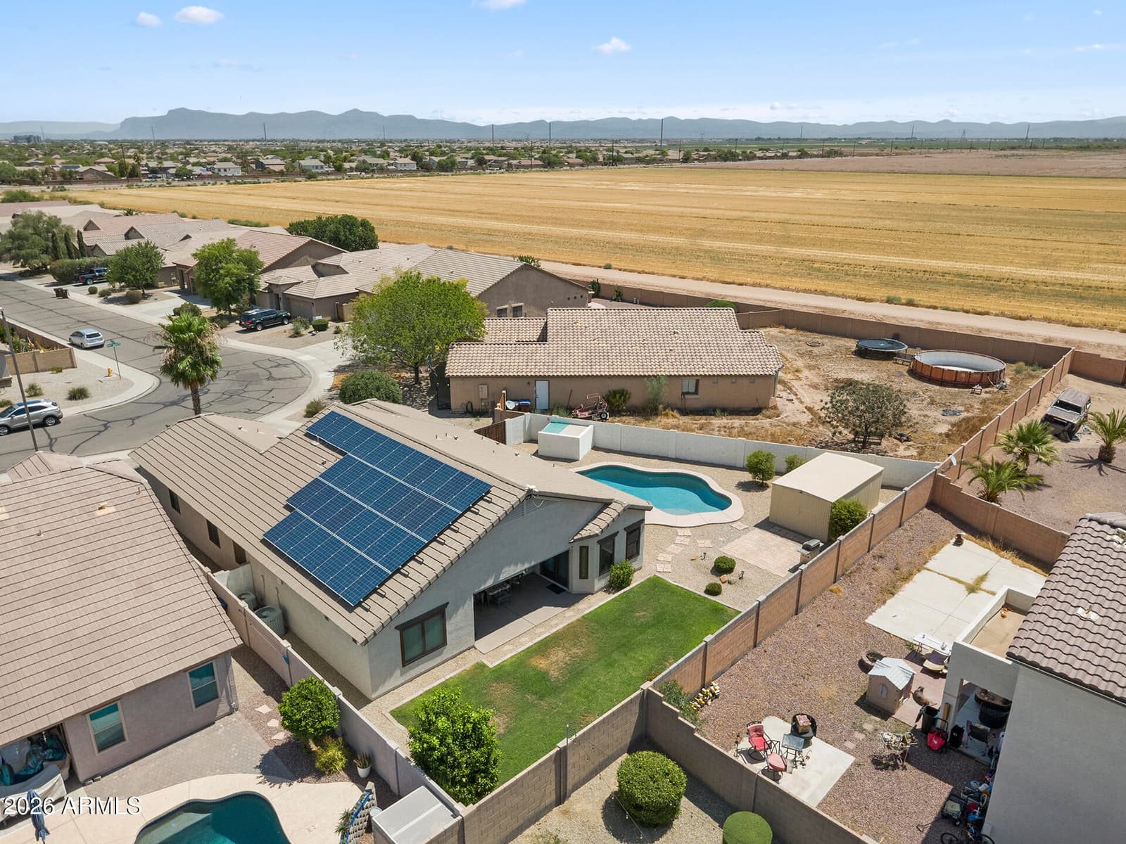 629 W DESERT VALLEY Drive, San Tan Valley, AZ 85143
