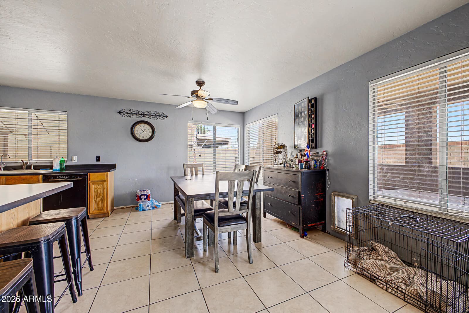 2722 W JASPER Avenue, Apache Junction, AZ 85120 — photo 9 of 33