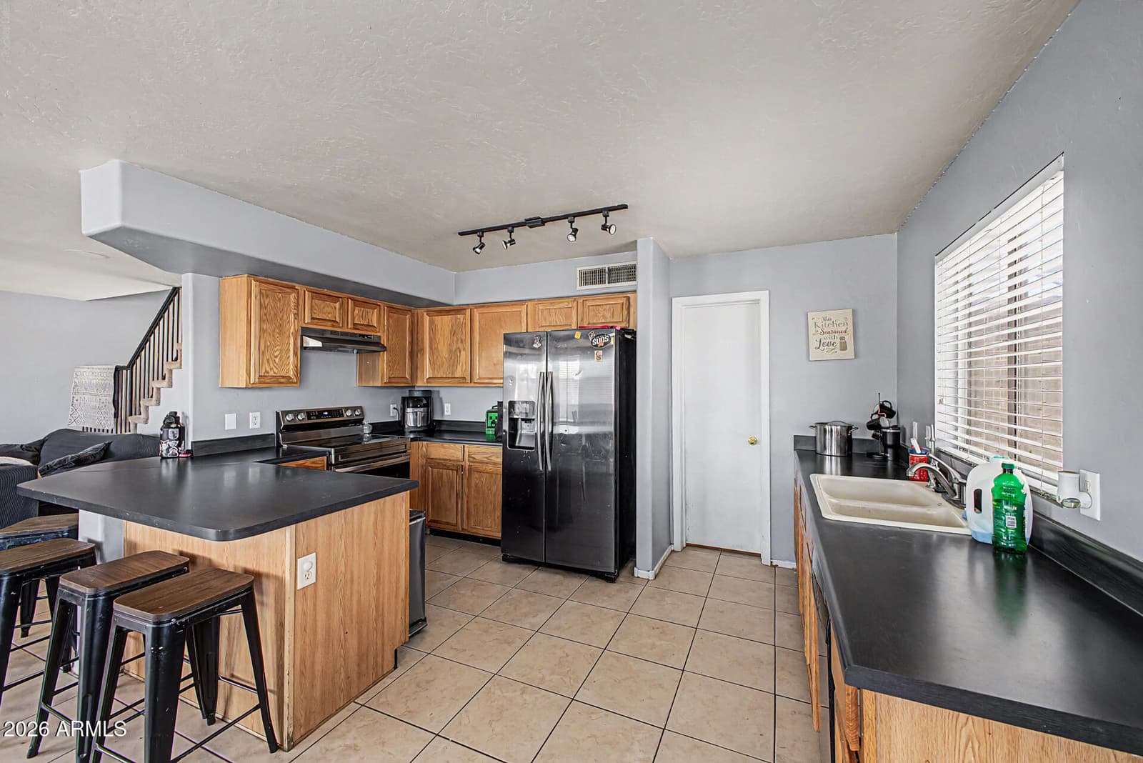 2722 W JASPER Avenue, Apache Junction, AZ 85120 — photo 11 of 33