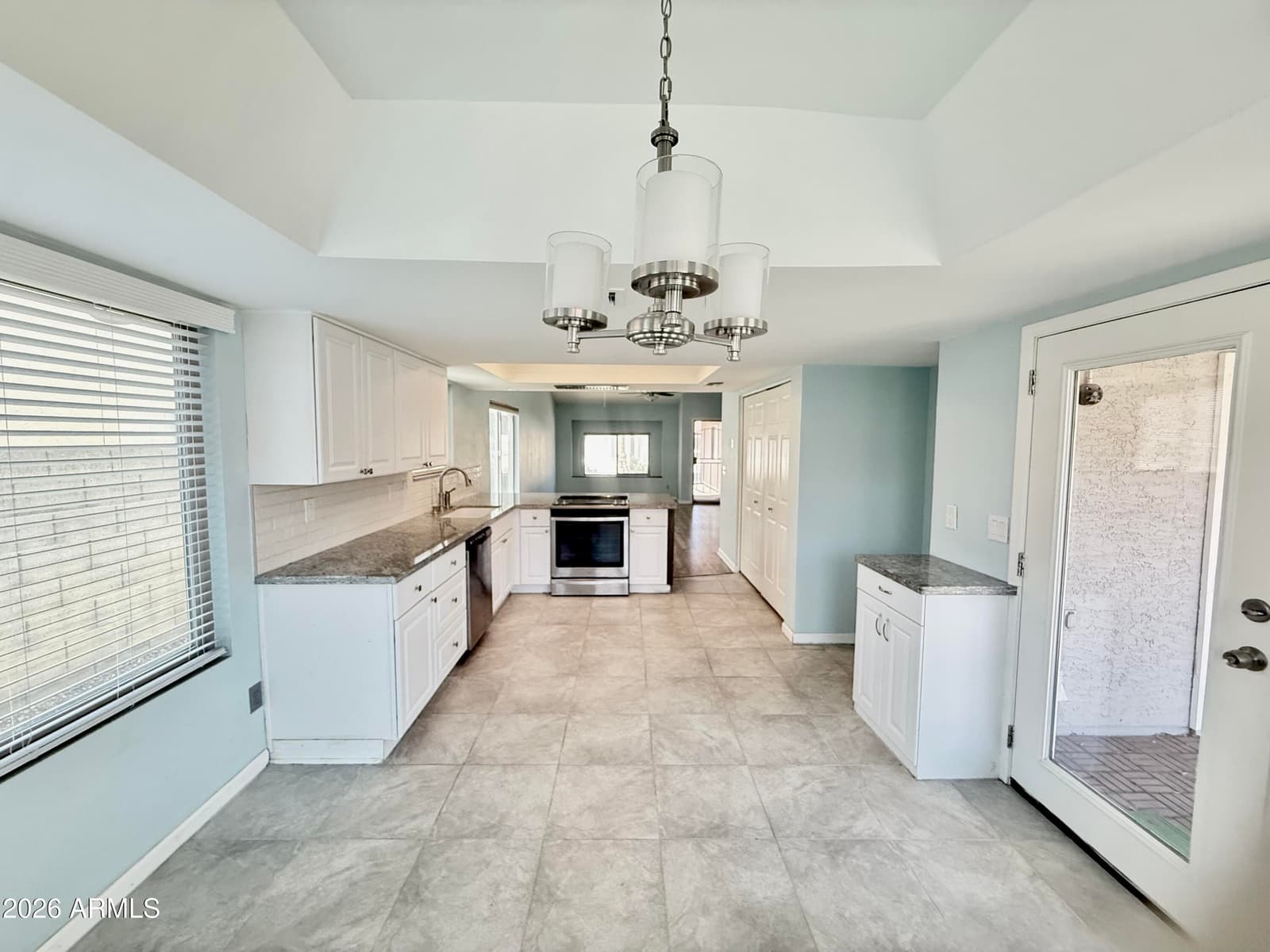 542 S HIGLEY Road 63, Mesa, AZ 85206 — photo 8 of 24