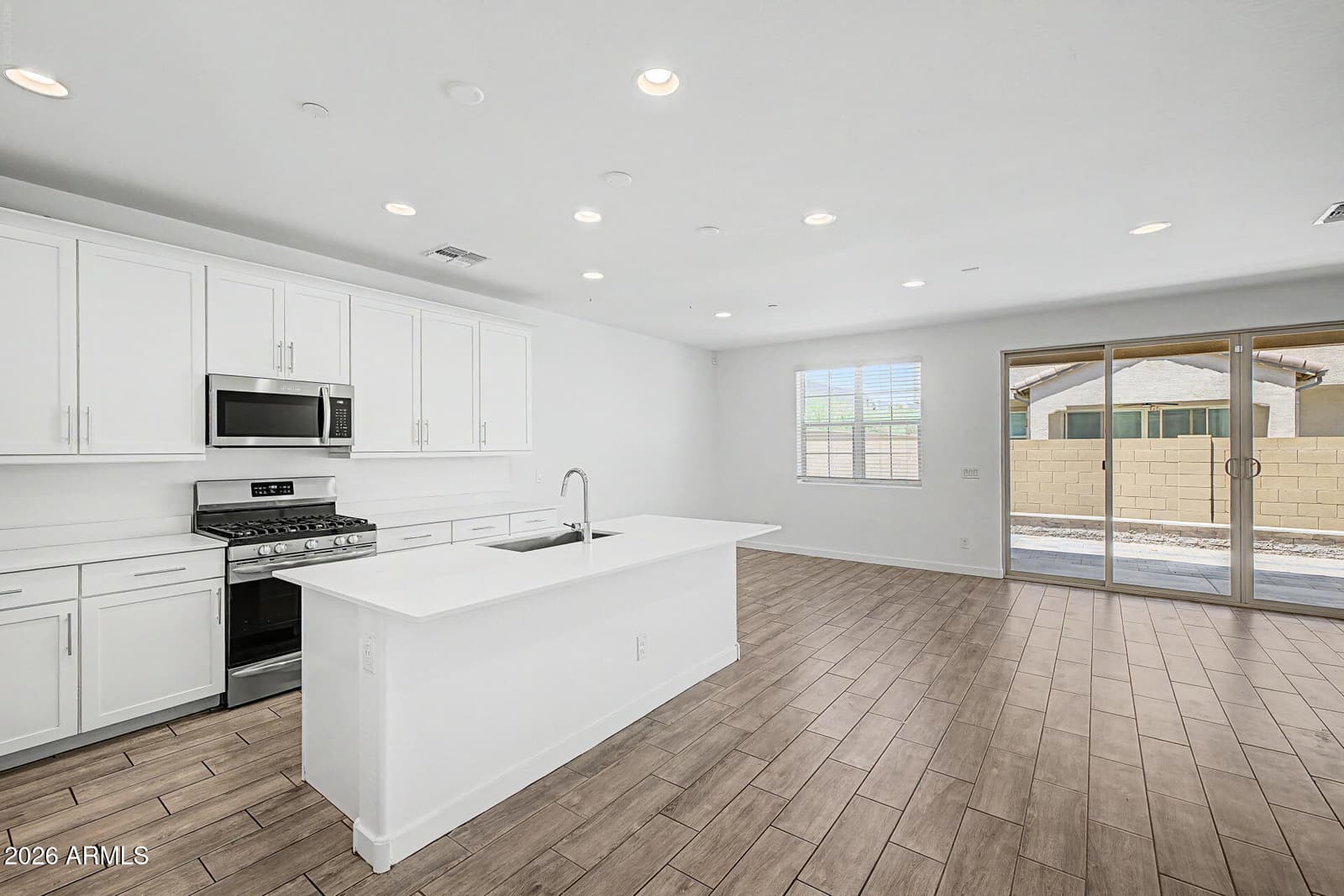 670 S OWL Drive, Gilbert, AZ 85296 — photo 19 of 56