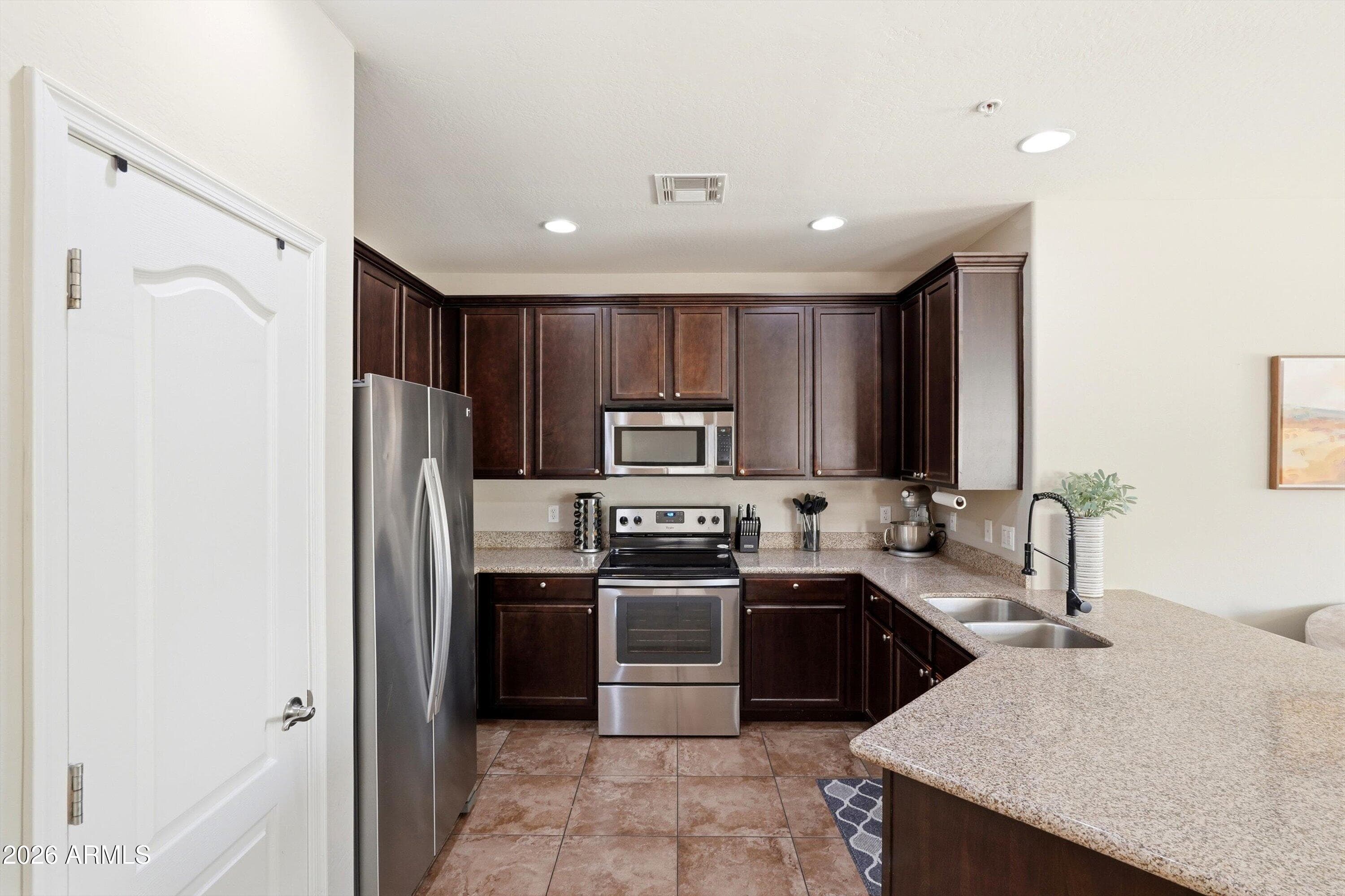 7726 E BASELINE Road 234, Mesa, AZ 85209 — photo 9 of 30