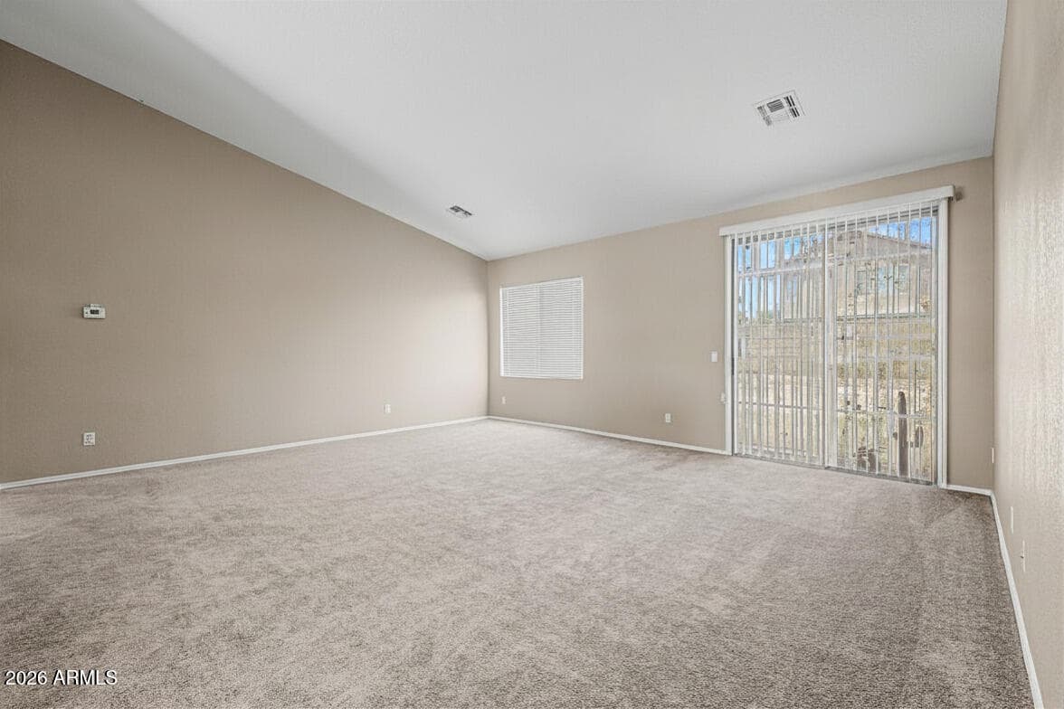 6546 W CORDES Road, Phoenix, AZ 85043 — photo 7 of 30