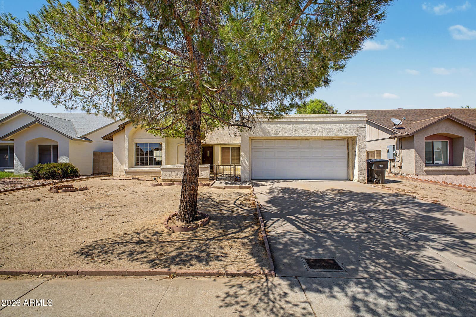 818 W ORAIBI Drive, Phoenix, AZ 85027 — photo 1 of 24