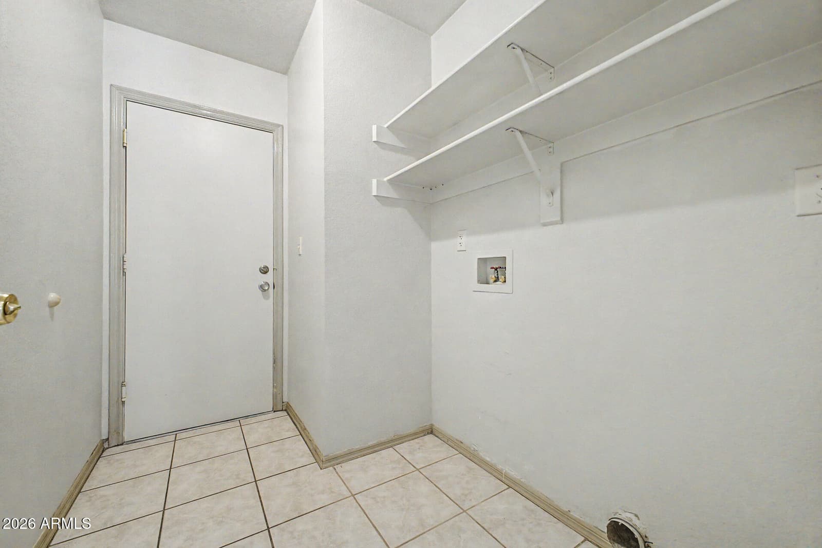 818 W ORAIBI Drive, Phoenix, AZ 85027 — photo 20 of 24