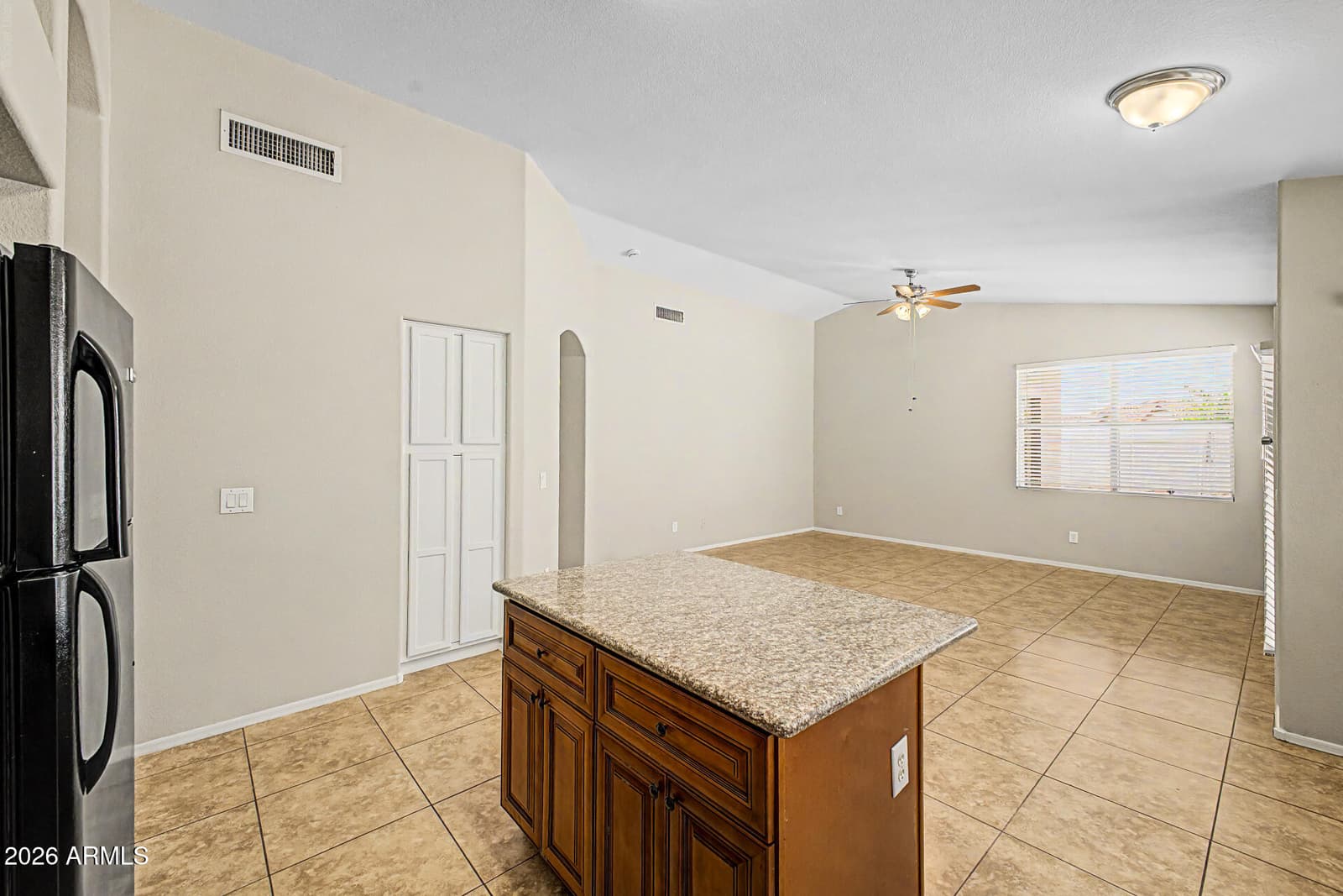2424 N 125TH Drive, Avondale, AZ 85392 — photo 10 of 28