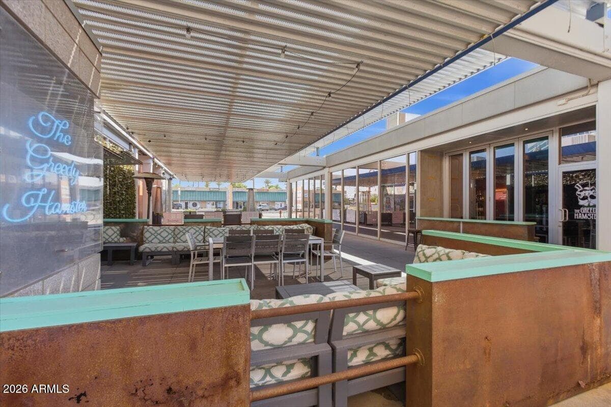 4750 N CENTRAL Avenue F14, Phoenix, AZ 85012 — photo 4 of 44