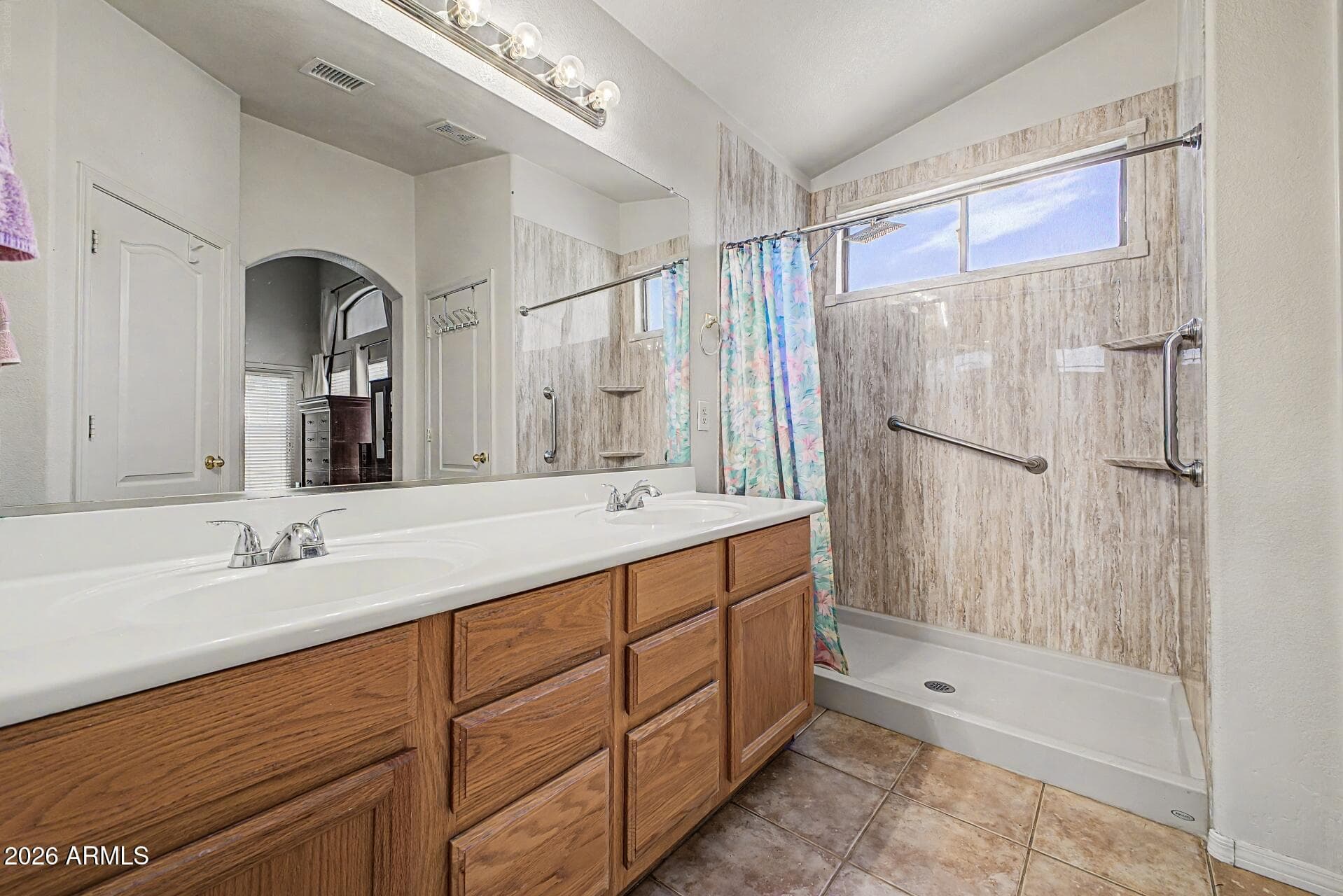 11213 W Vernon Avenue, Avondale, AZ 85392 — photo 17 of 38