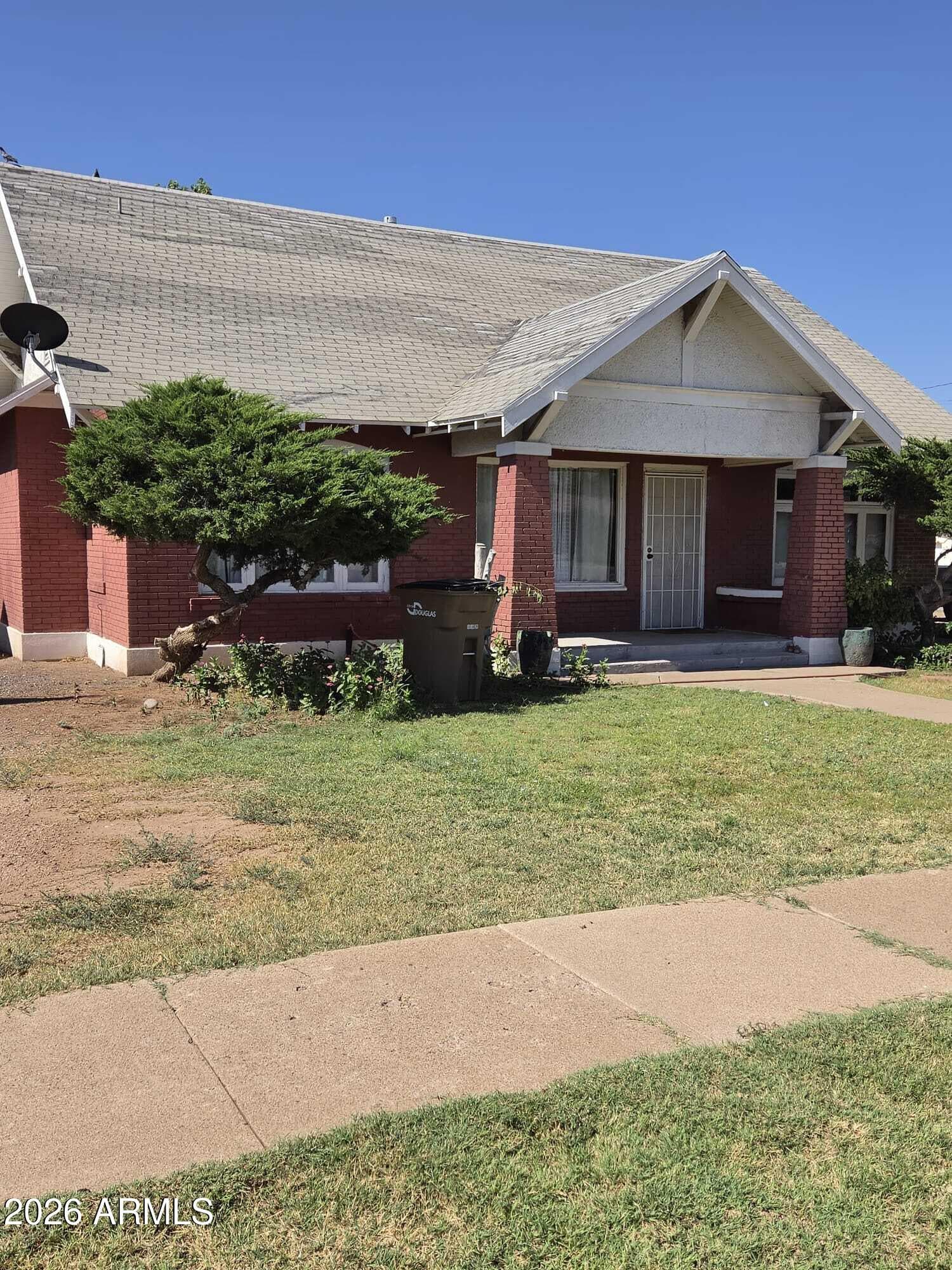 1405 E 9TH Street, Douglas, AZ 85607 — photo 3 of 72