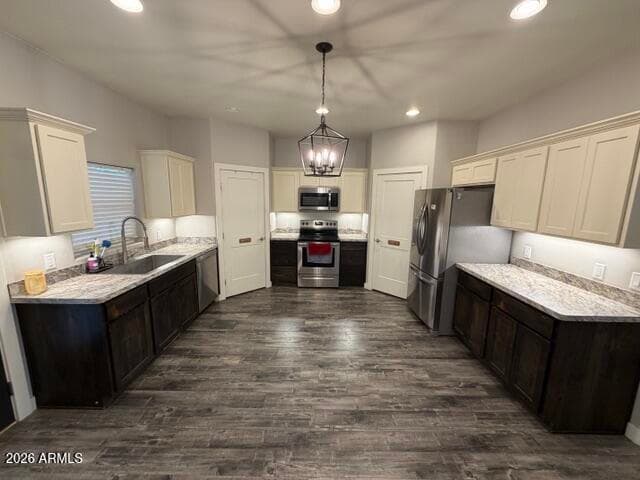 1080 S Redberry Drive, Show Low, AZ 85901 — photo 12 of 55
