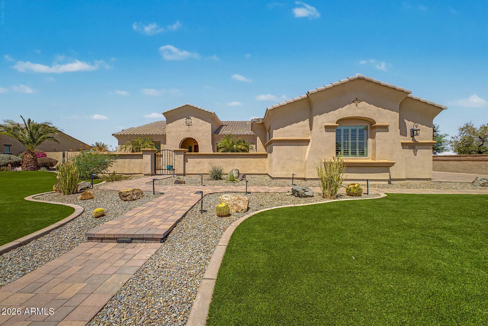 7446 S TUCANA Lane, Gilbert, AZ 85298 — photo 4 of 35